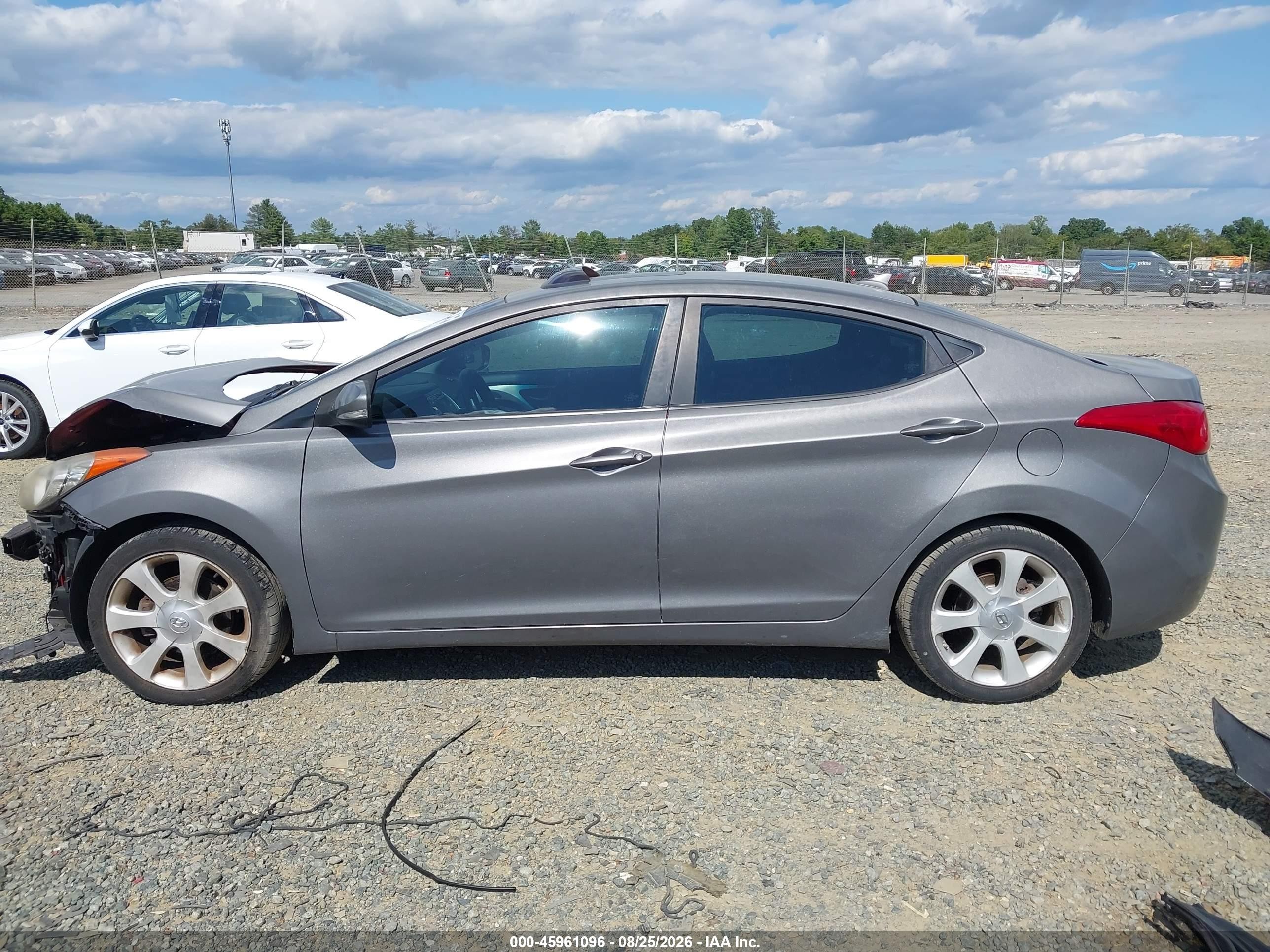 2013 Hyundai Elantra Limited Gray vin: KMHDH4AEXDU562445