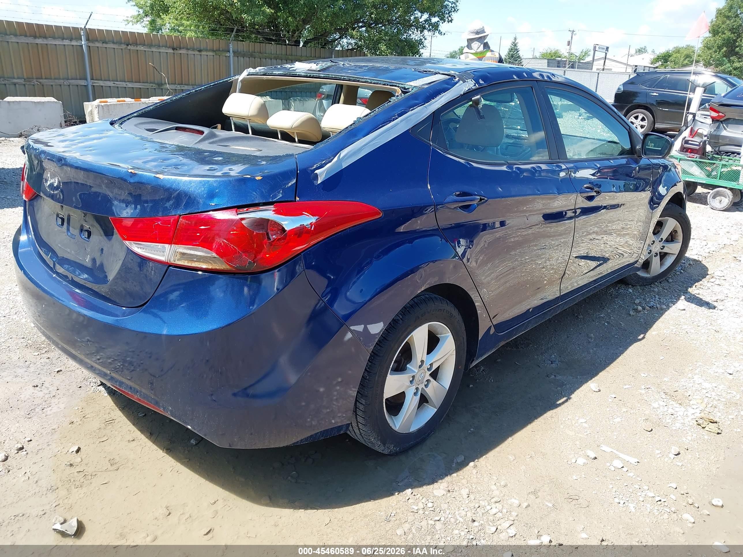 2013 Hyundai Elantra Gls Blue vin: KMHDH4AEXDU563756