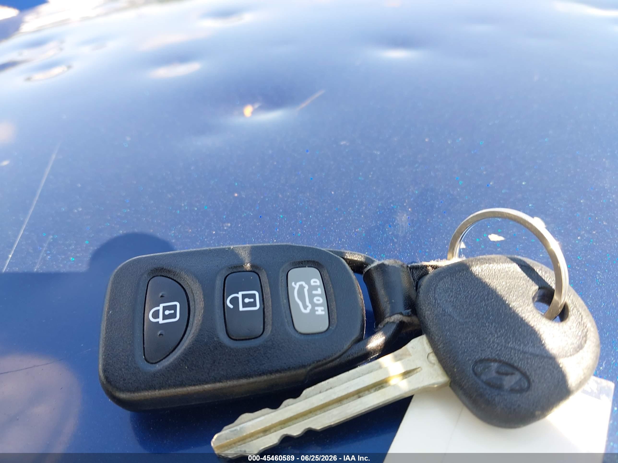 2013 Hyundai Elantra Gls Blue vin: KMHDH4AEXDU563756