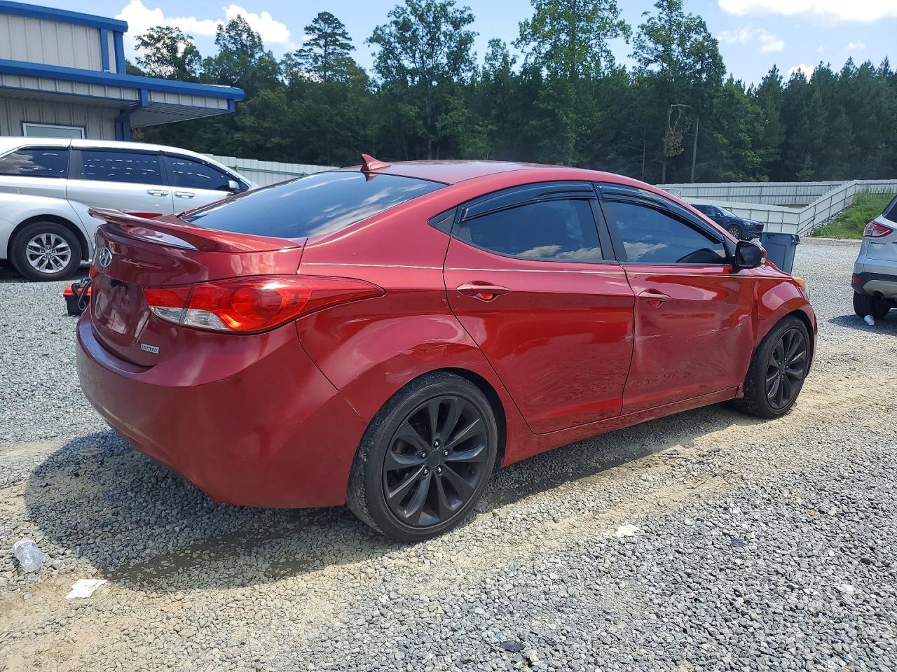 2013 Hyundai Elantra Limited Burgundy vin: KMHDH4AEXDU639007