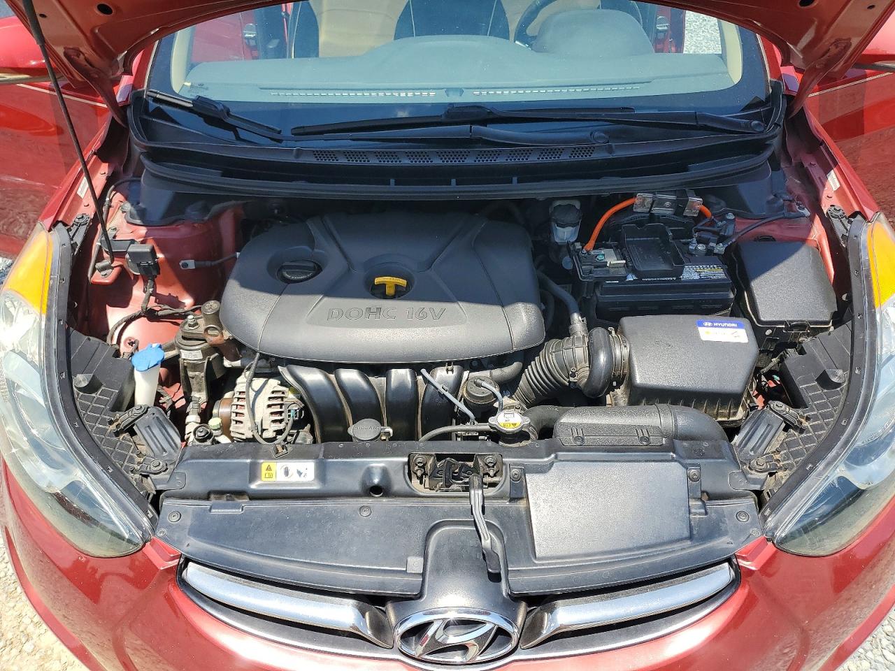 2013 Hyundai Elantra Limited Burgundy vin: KMHDH4AEXDU639007