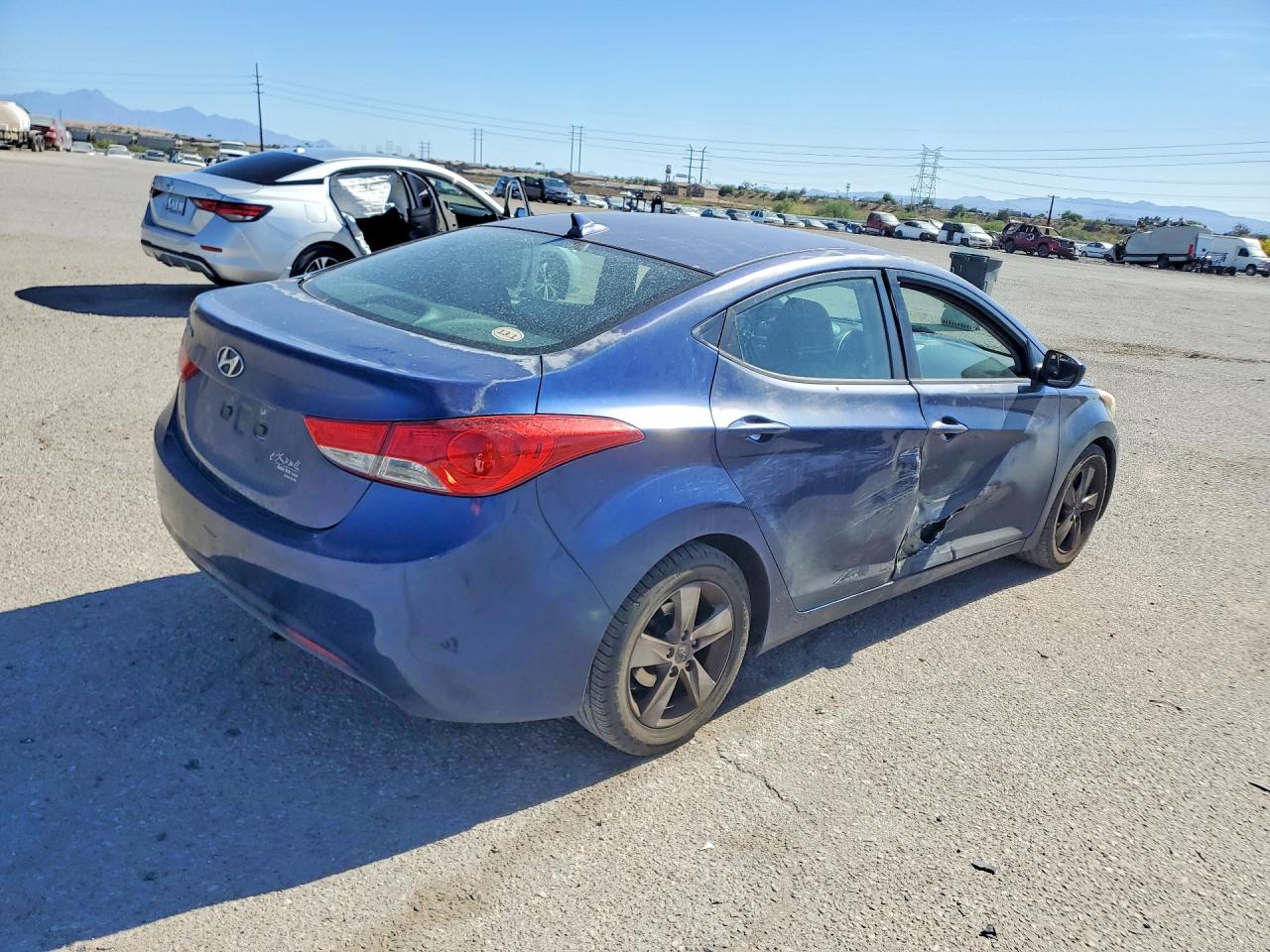 2013 Hyundai Elantra Gls Blue vin: KMHDH4AEXDU685016