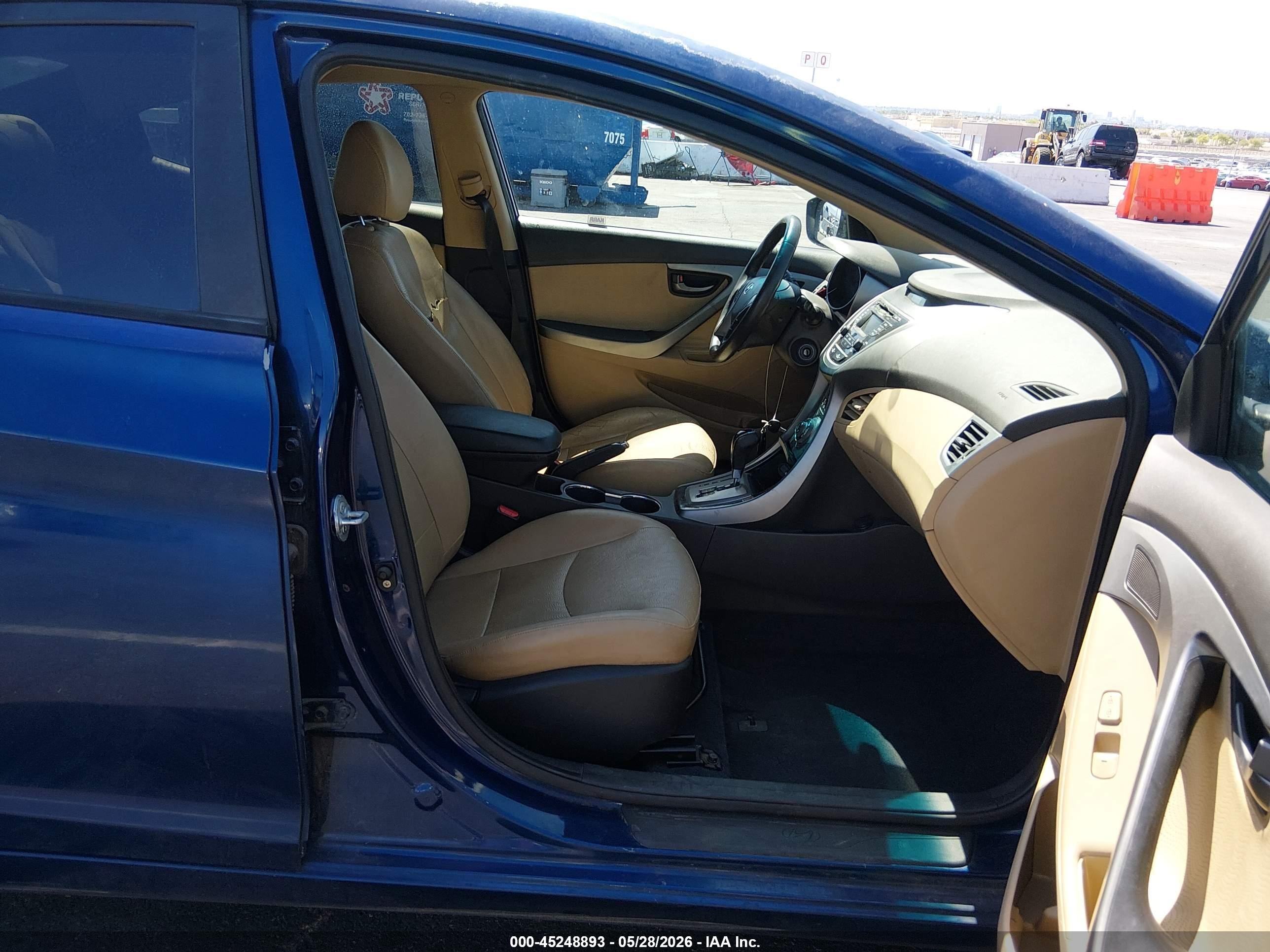 2013 Hyundai Elantra Limited Blue vin: KMHDH4AEXDU689888