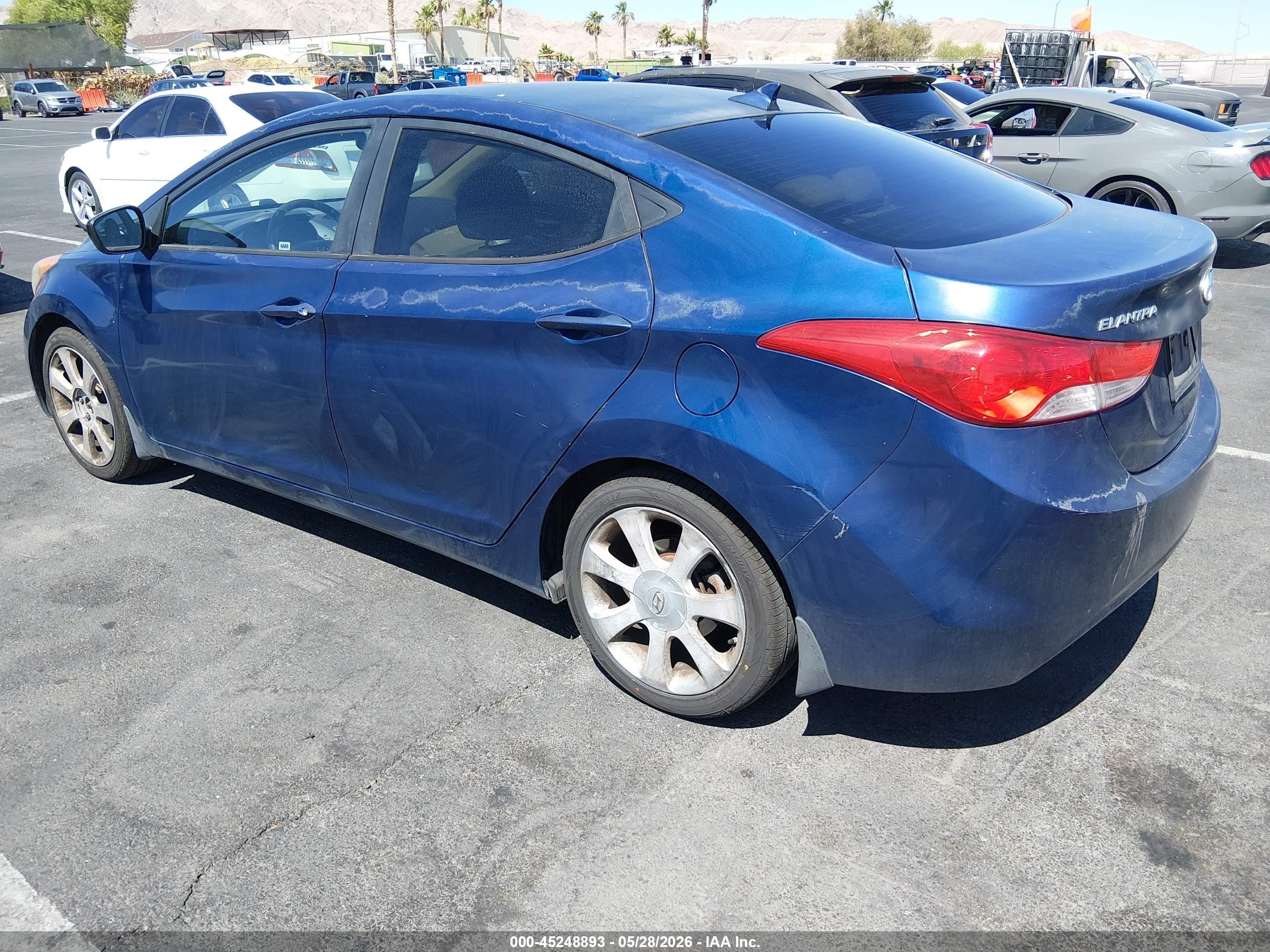 2013 Hyundai Elantra Limited Blue vin: KMHDH4AEXDU689888