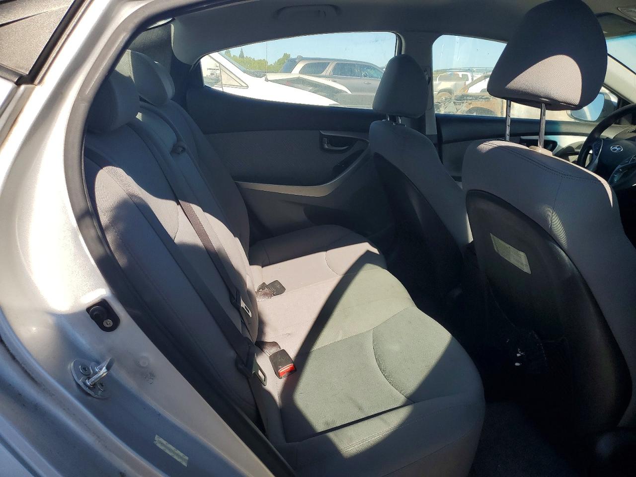 2013 Hyundai Elantra Gls Silver vin: KMHDH4AEXDU693925