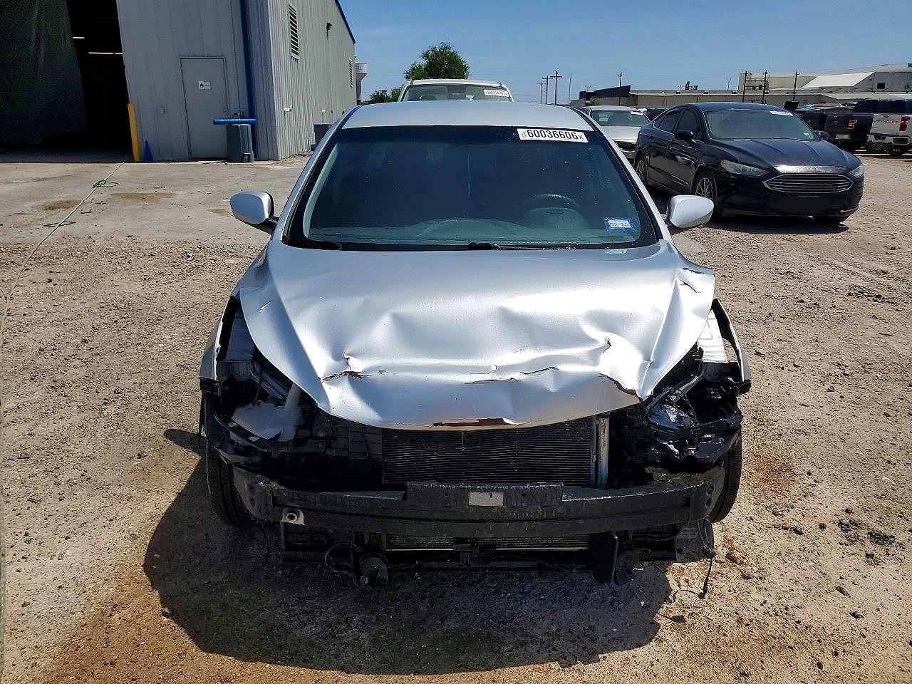 2013 Hyundai Elantra Gls Серебряный vin: KMHDH4AEXDU781292