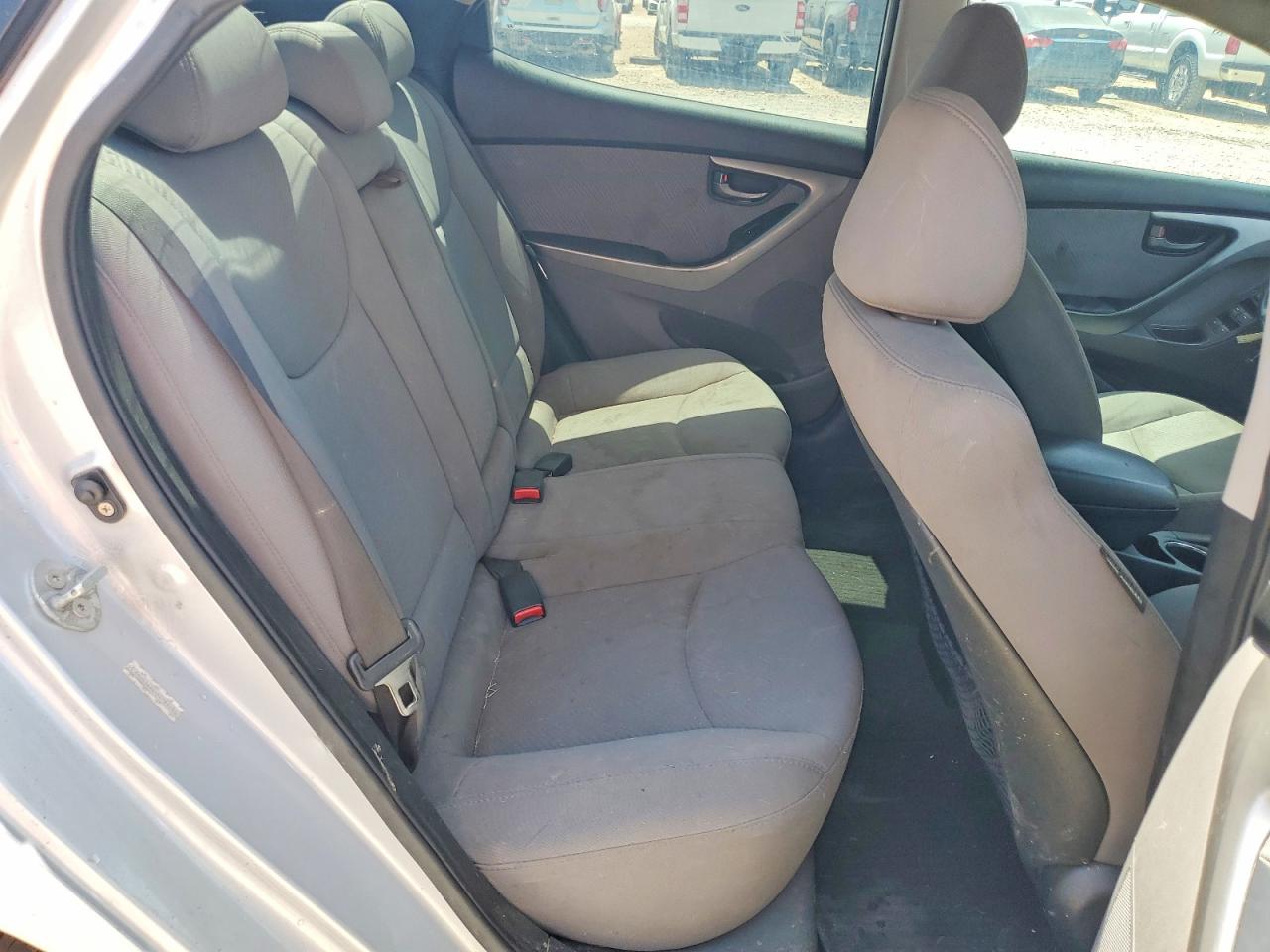 2013 Hyundai Elantra Gls Серебряный vin: KMHDH4AEXDU781292