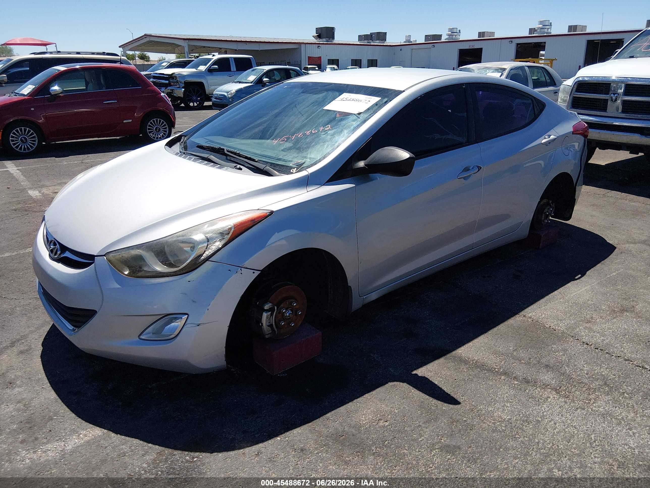 2013 Hyundai Elantra Gls Silver vin: KMHDH4AEXDU849221