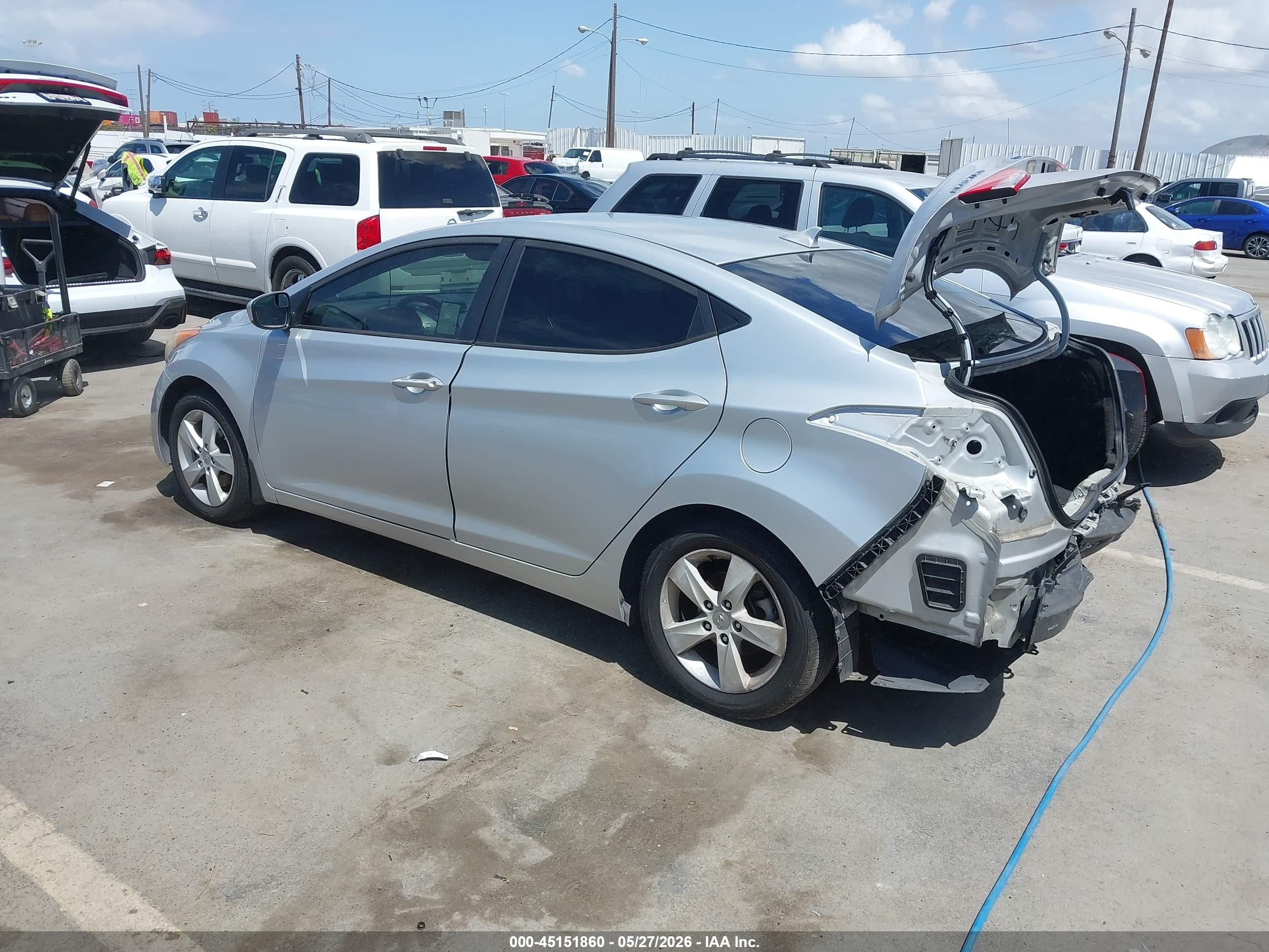 2013 Hyundai Elantra Gls Серебряный vin: KMHDH4AEXDU888150