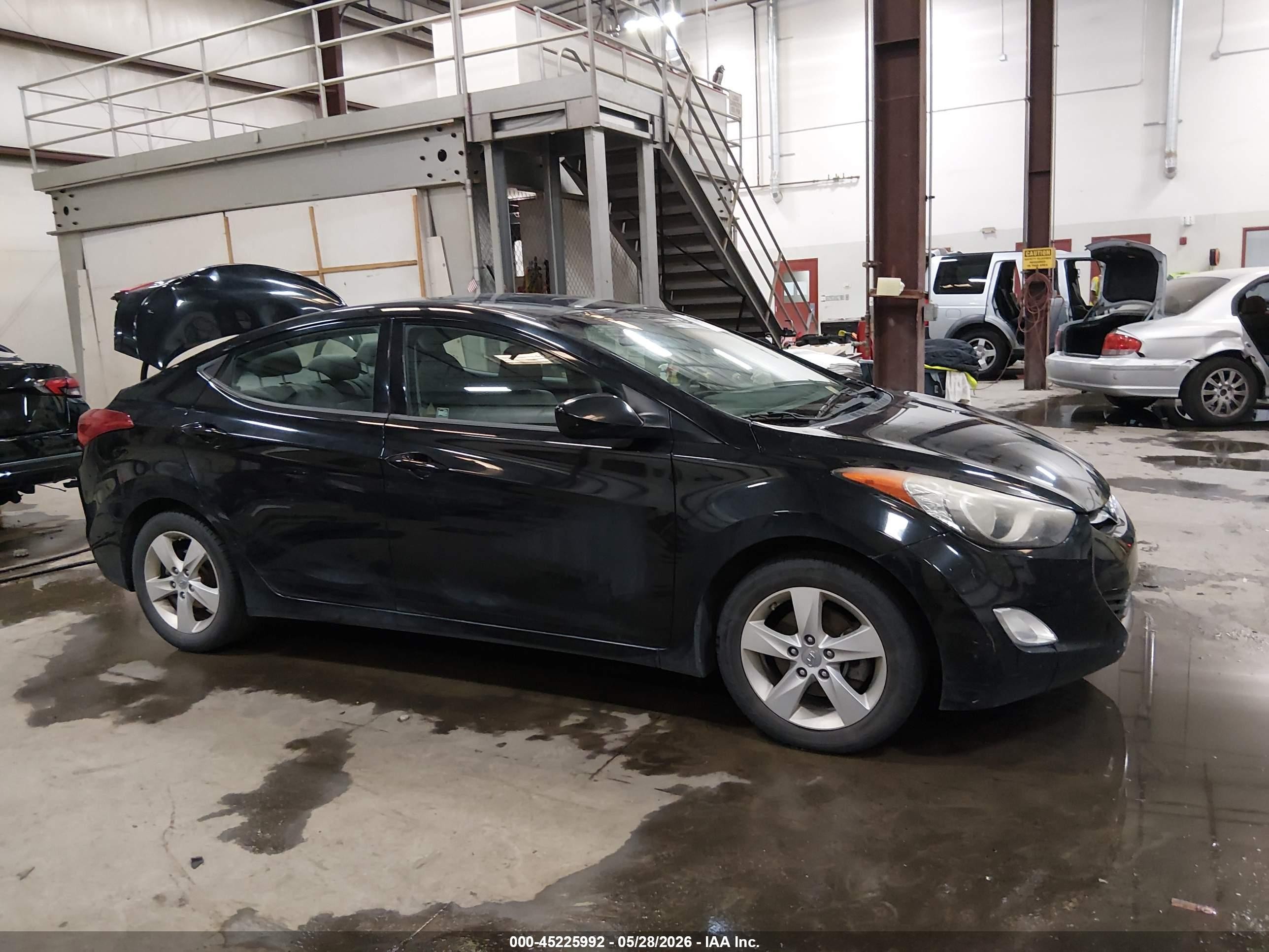 2013 Hyundai Elantra Gls Black vin: KMHDH4AEXDU889783