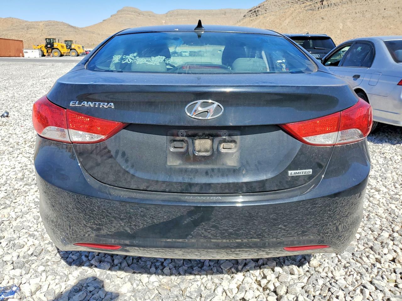 2013 Hyundai Elantra Limited Black vin: KMHDH4AEXDU914696