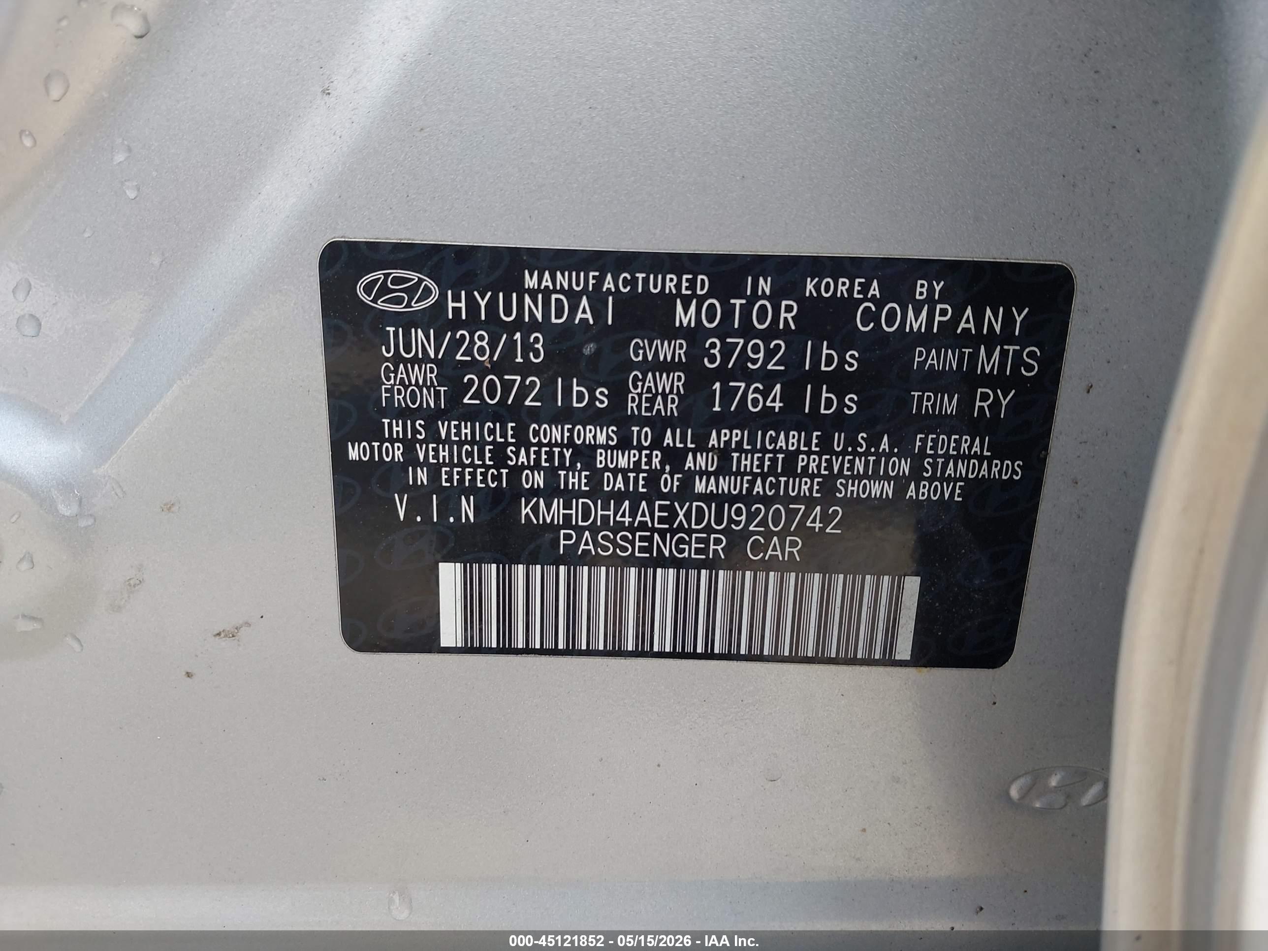 2013 Hyundai Elantra Limited Silver vin: KMHDH4AEXDU920742