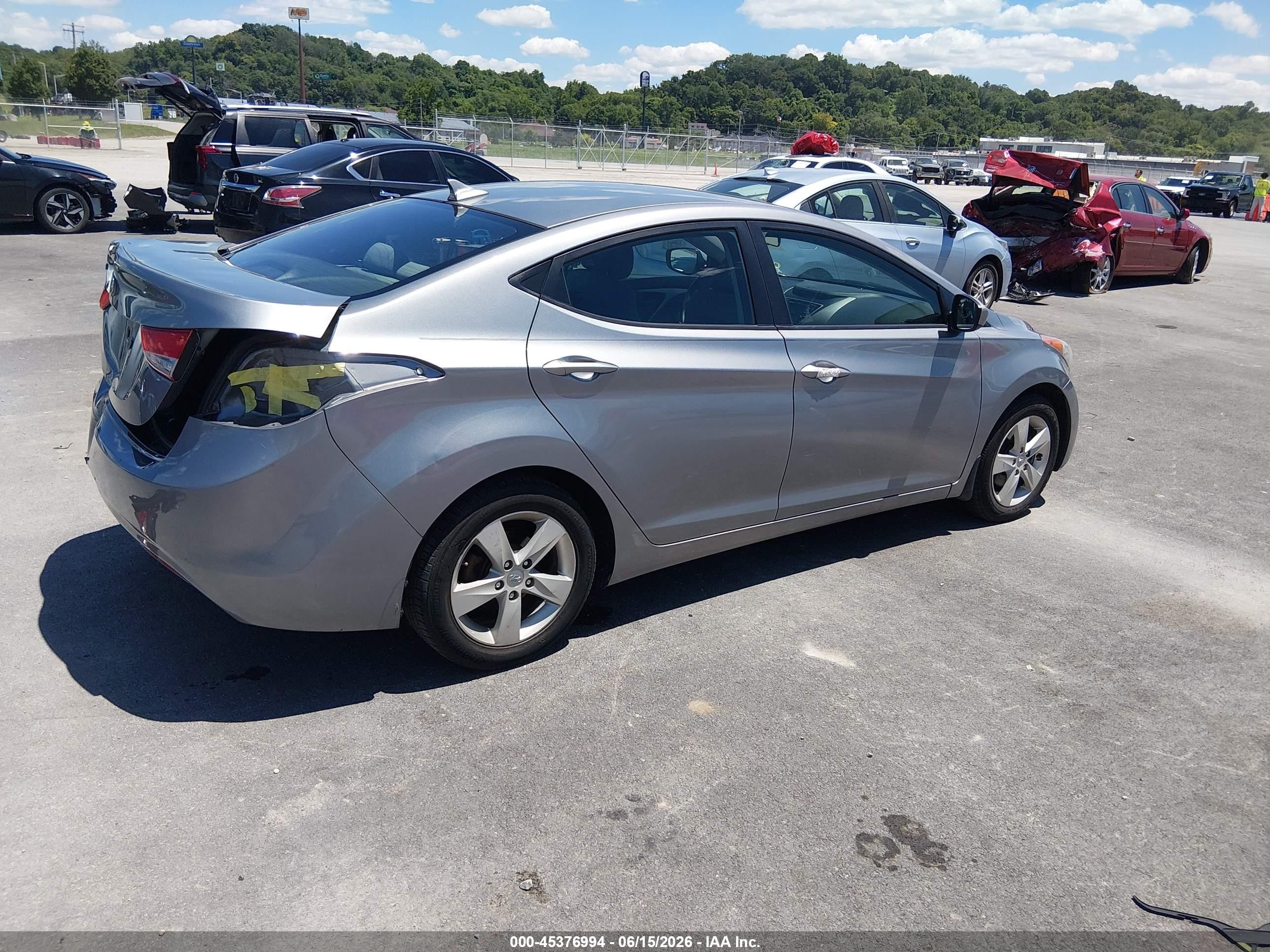 2013 Hyundai Elantra Gls Silver vin: KMHDH4AEXDU942093