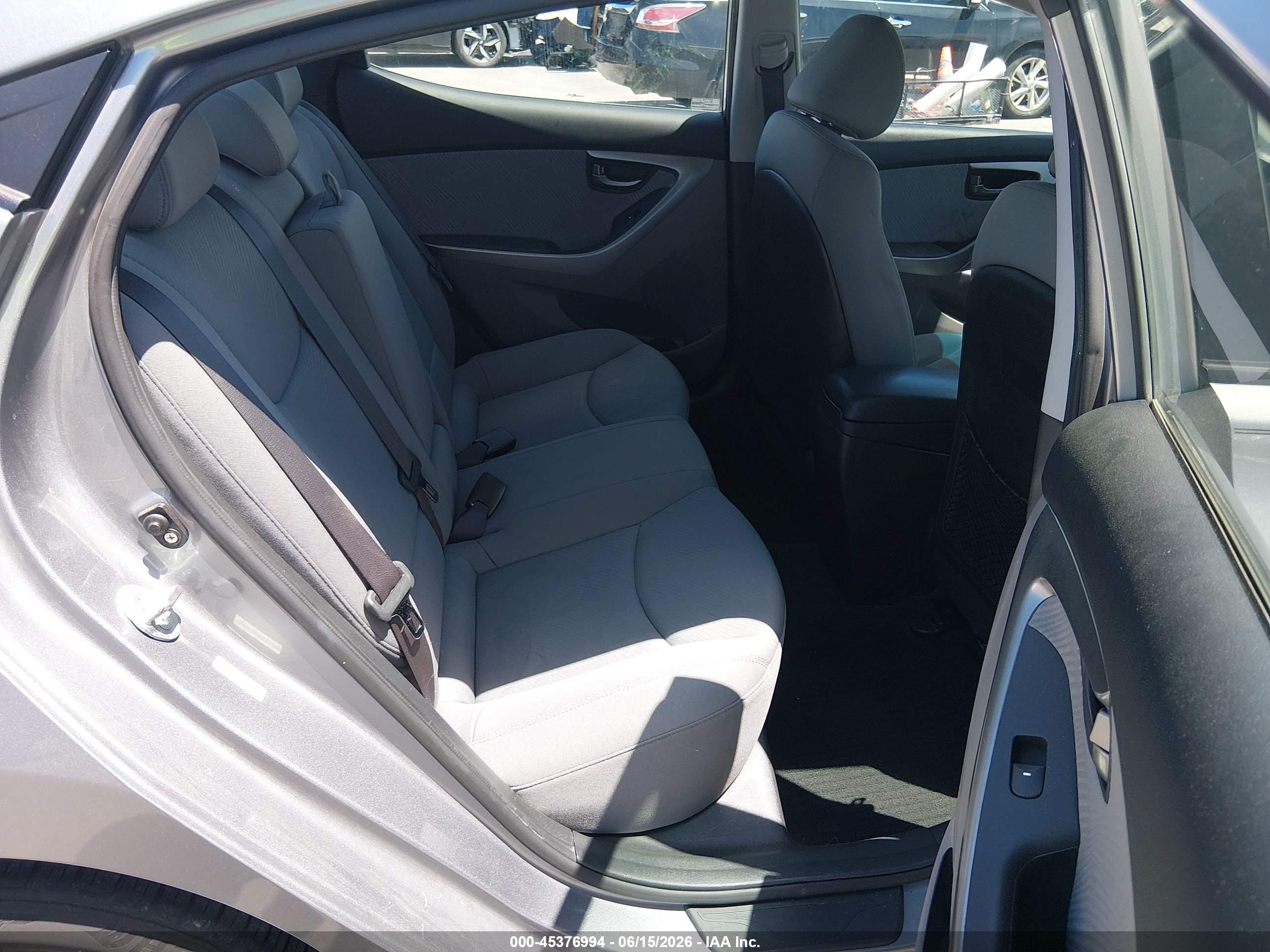 2013 Hyundai Elantra Gls Silver vin: KMHDH4AEXDU942093
