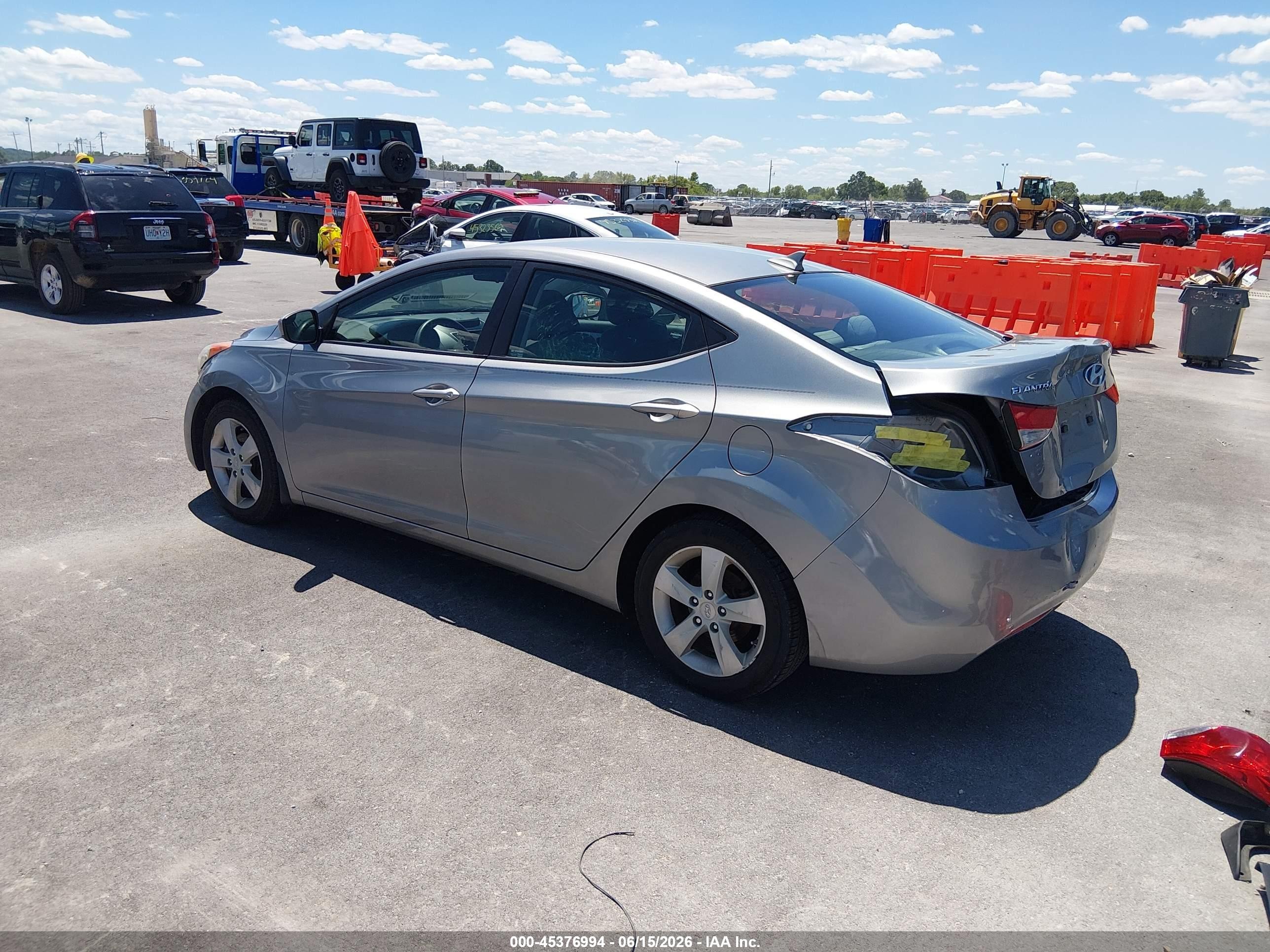 2013 Hyundai Elantra Gls Silver vin: KMHDH4AEXDU942093