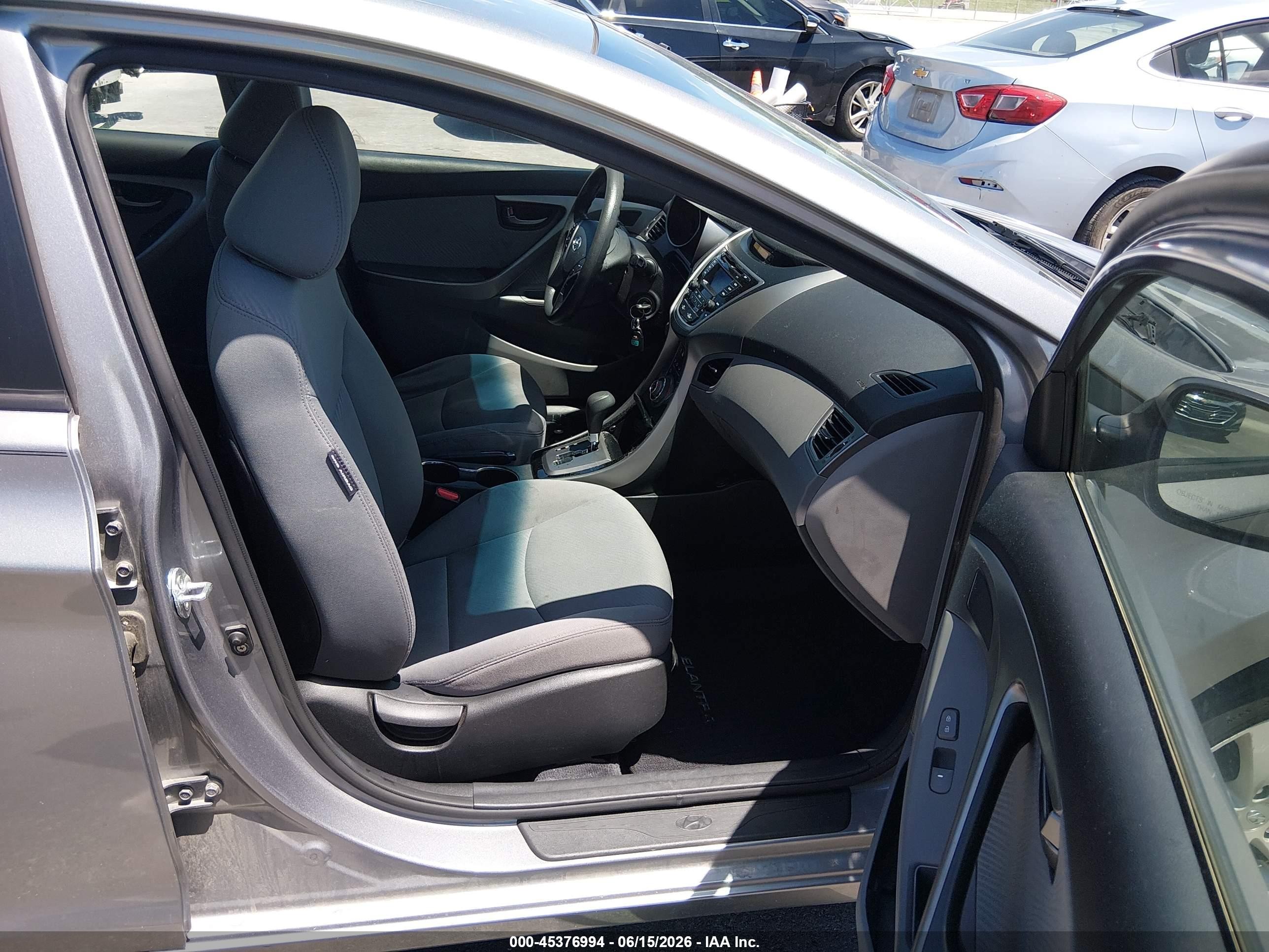 2013 Hyundai Elantra Gls Silver vin: KMHDH4AEXDU942093