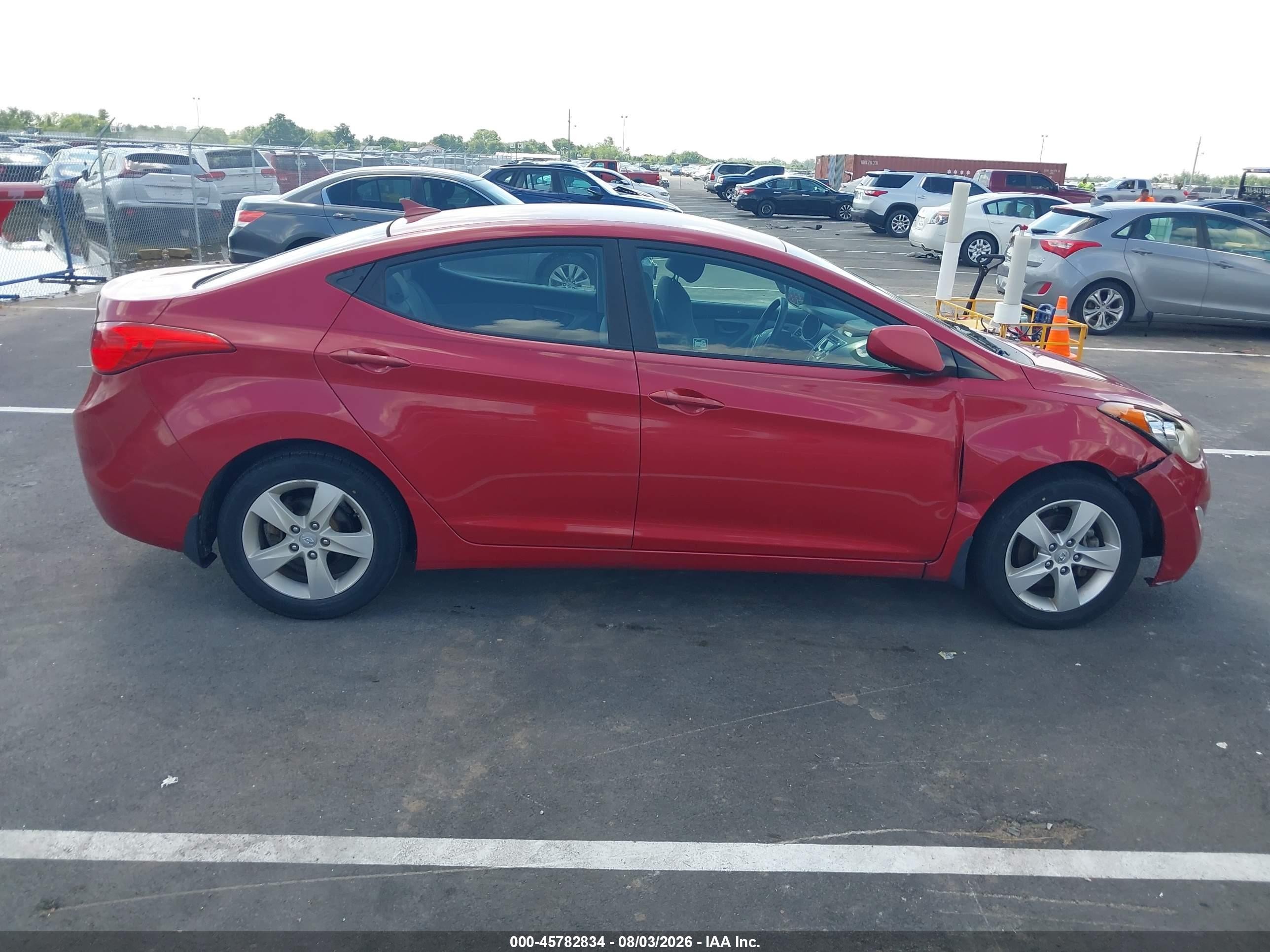2013 Hyundai Elantra Gls Red vin: KMHDH4AEXDU942613