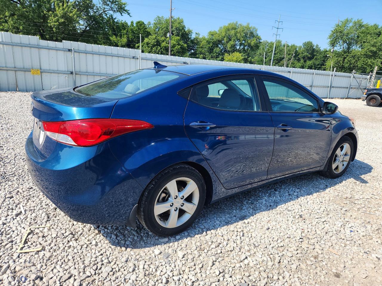 2013 Hyundai Elantra Gls Blue vin: KMHDH4AEXDU973151