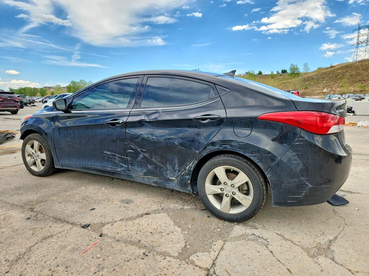2013 Hyundai Elantra Gls Черный vin: KMHDH4AEXDU983646