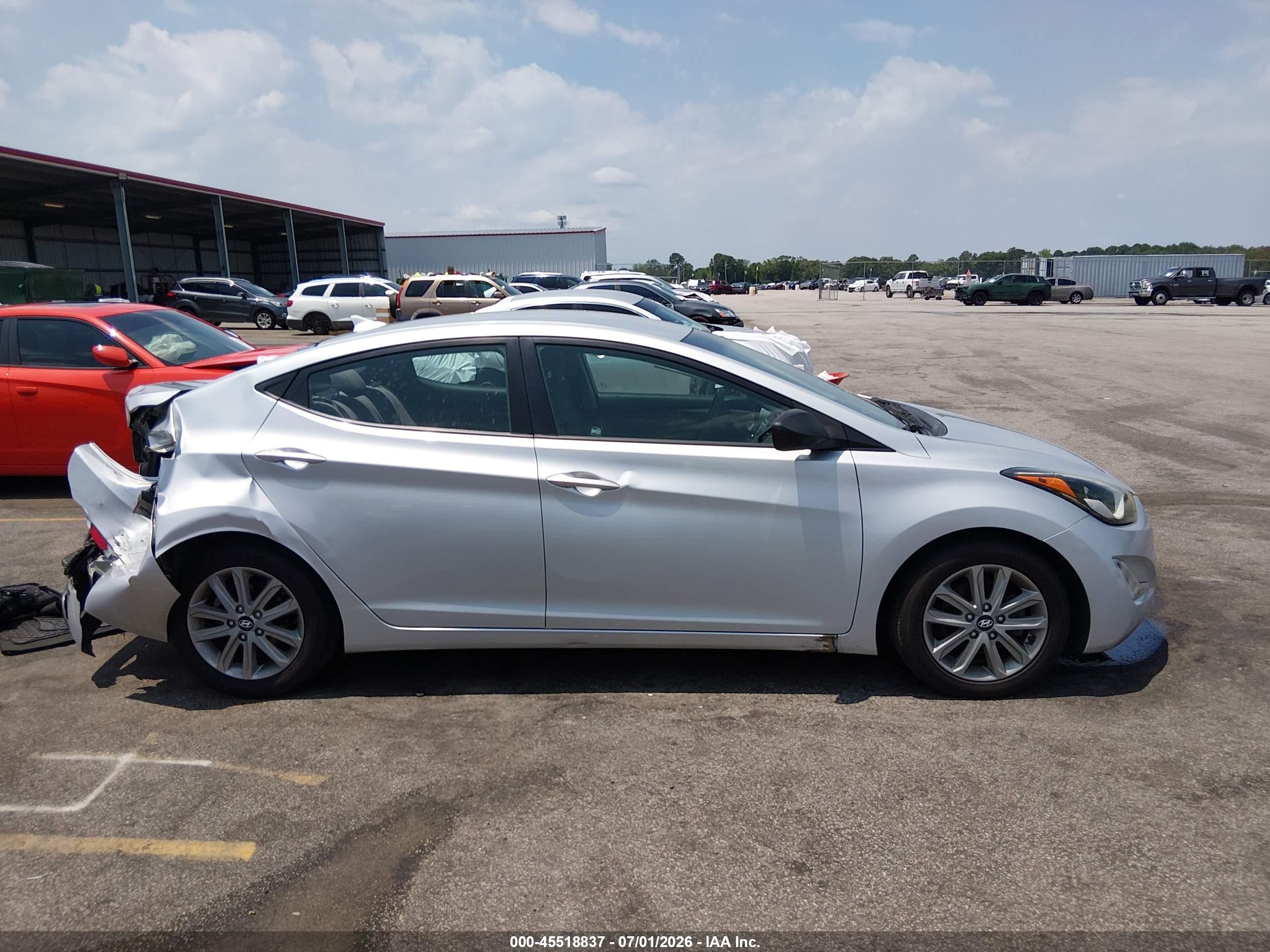 2014 Hyundai Elantra Se Silver vin: KMHDH4AEXEU038746