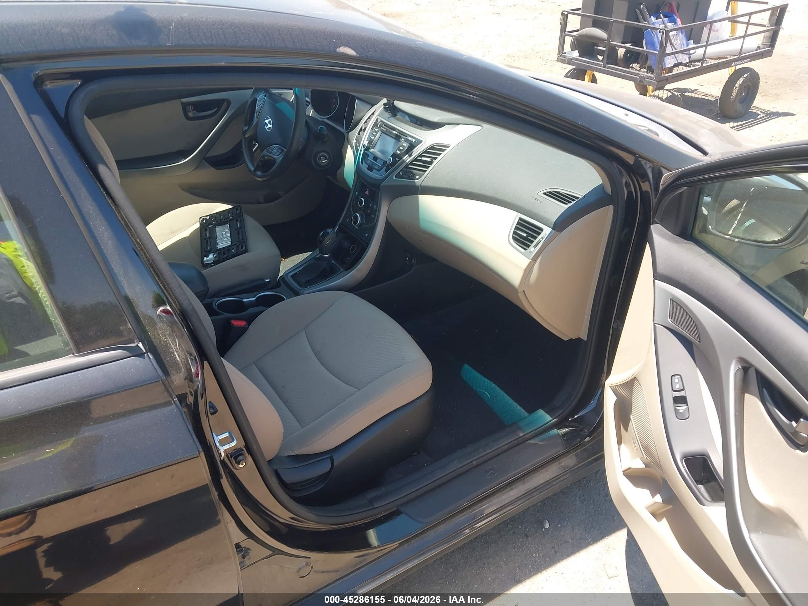 2014 Hyundai Elantra Se Black vin: KMHDH4AEXEU088840