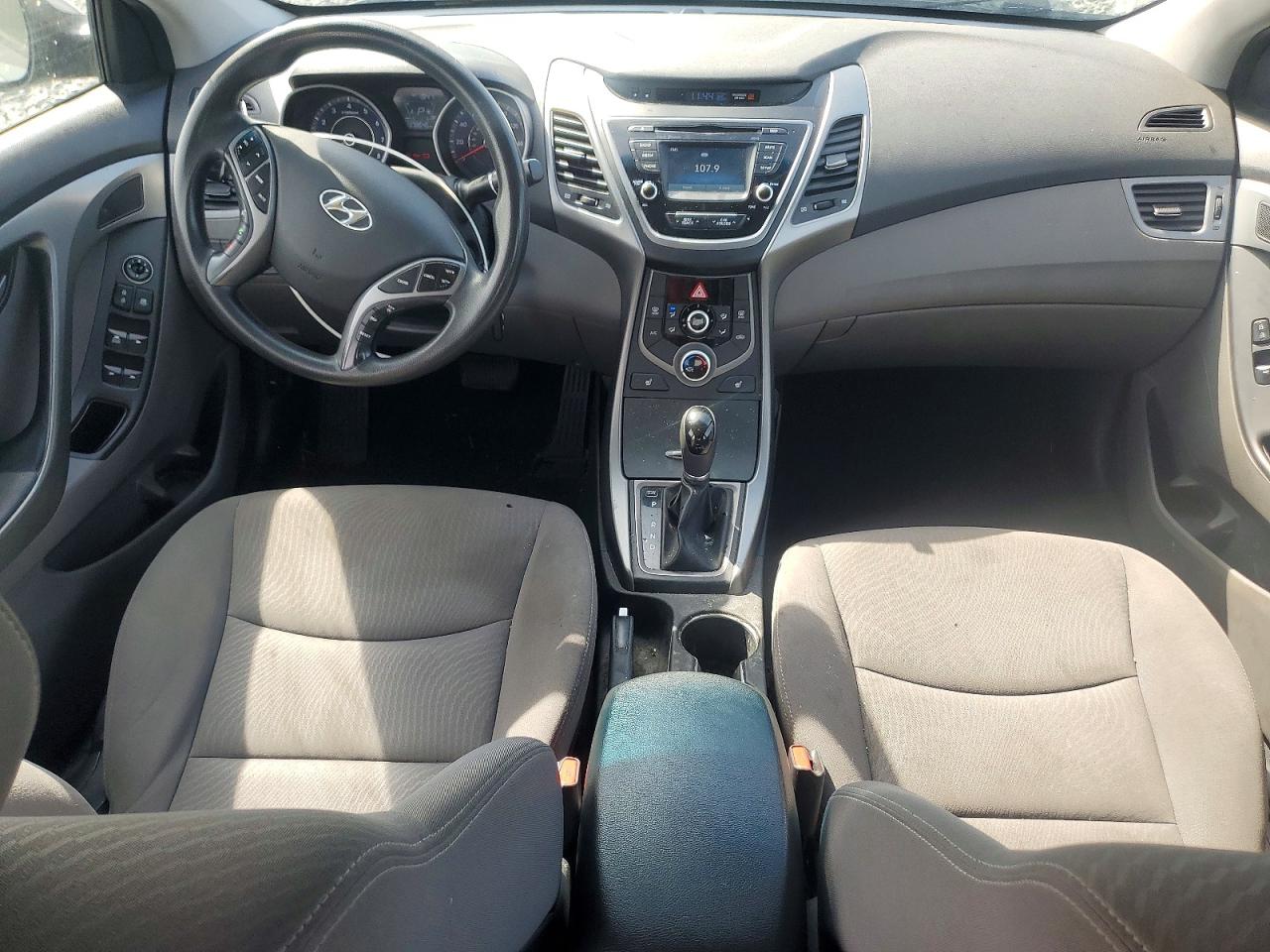 2014 Hyundai Elantra Se Silver vin: KMHDH4AEXEU153038