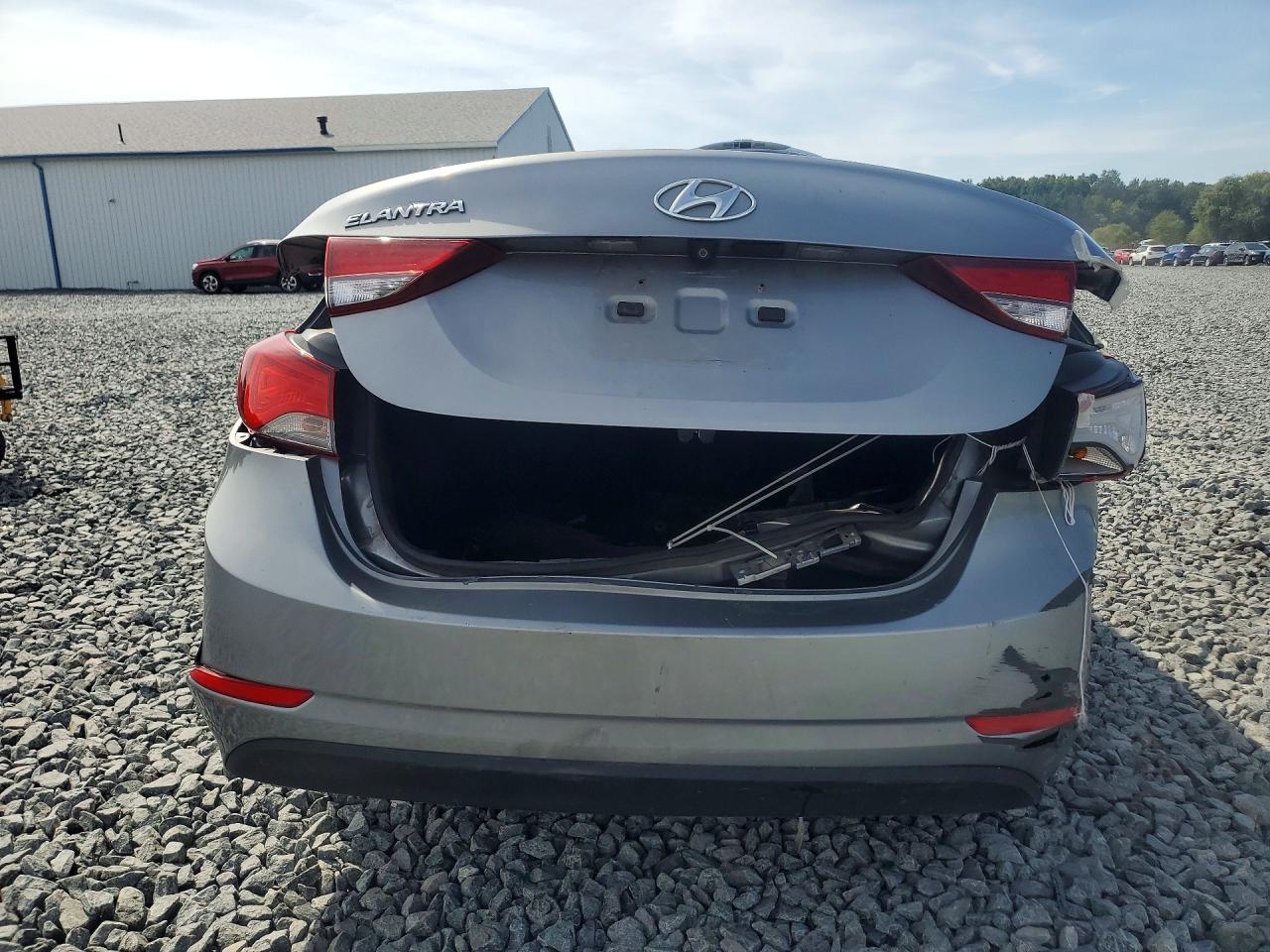 2014 Hyundai Elantra Se Silver vin: KMHDH4AEXEU153038