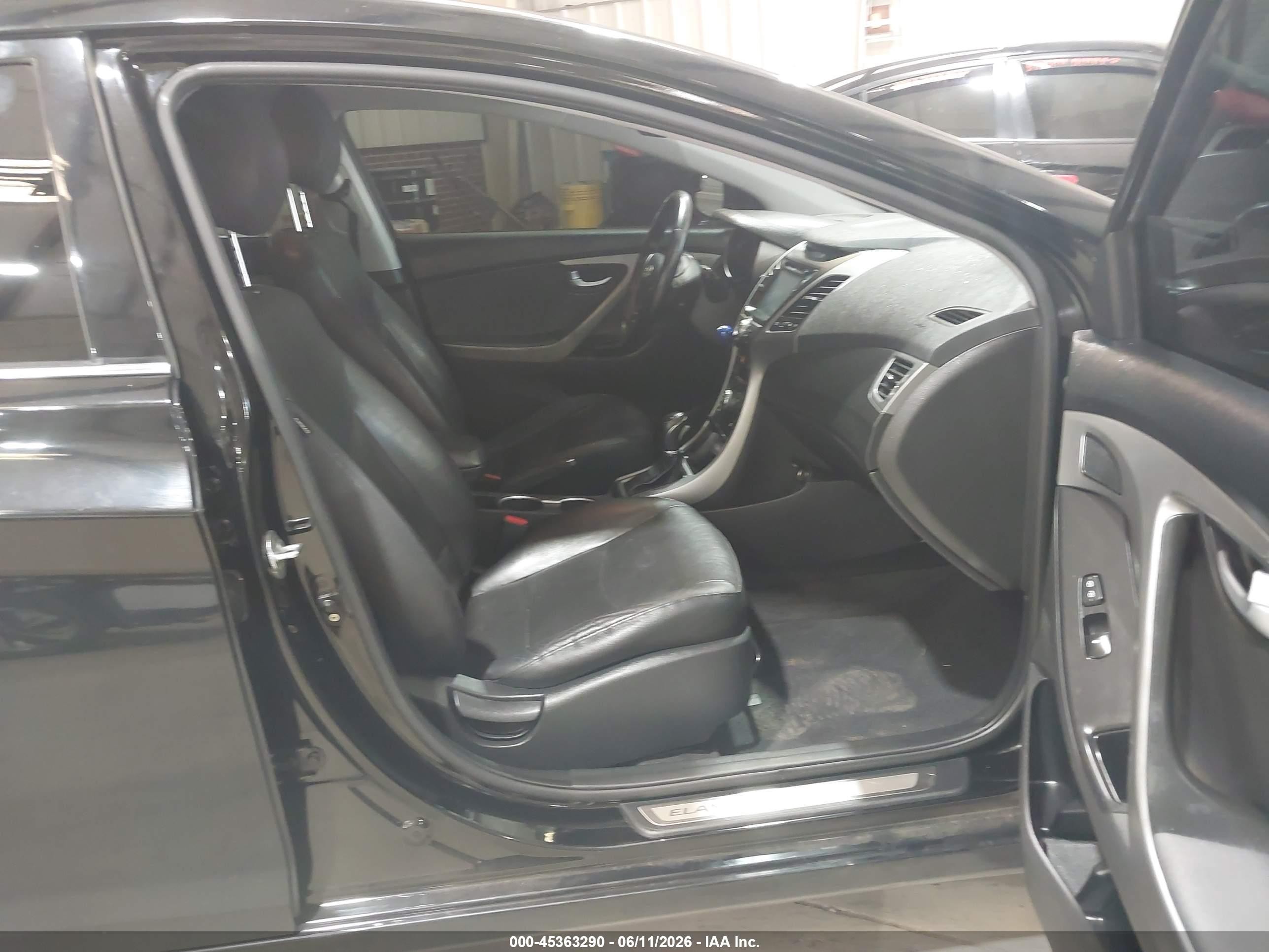 2014 Hyundai Elantra Limited Black vin: KMHDH4AEXEU202013