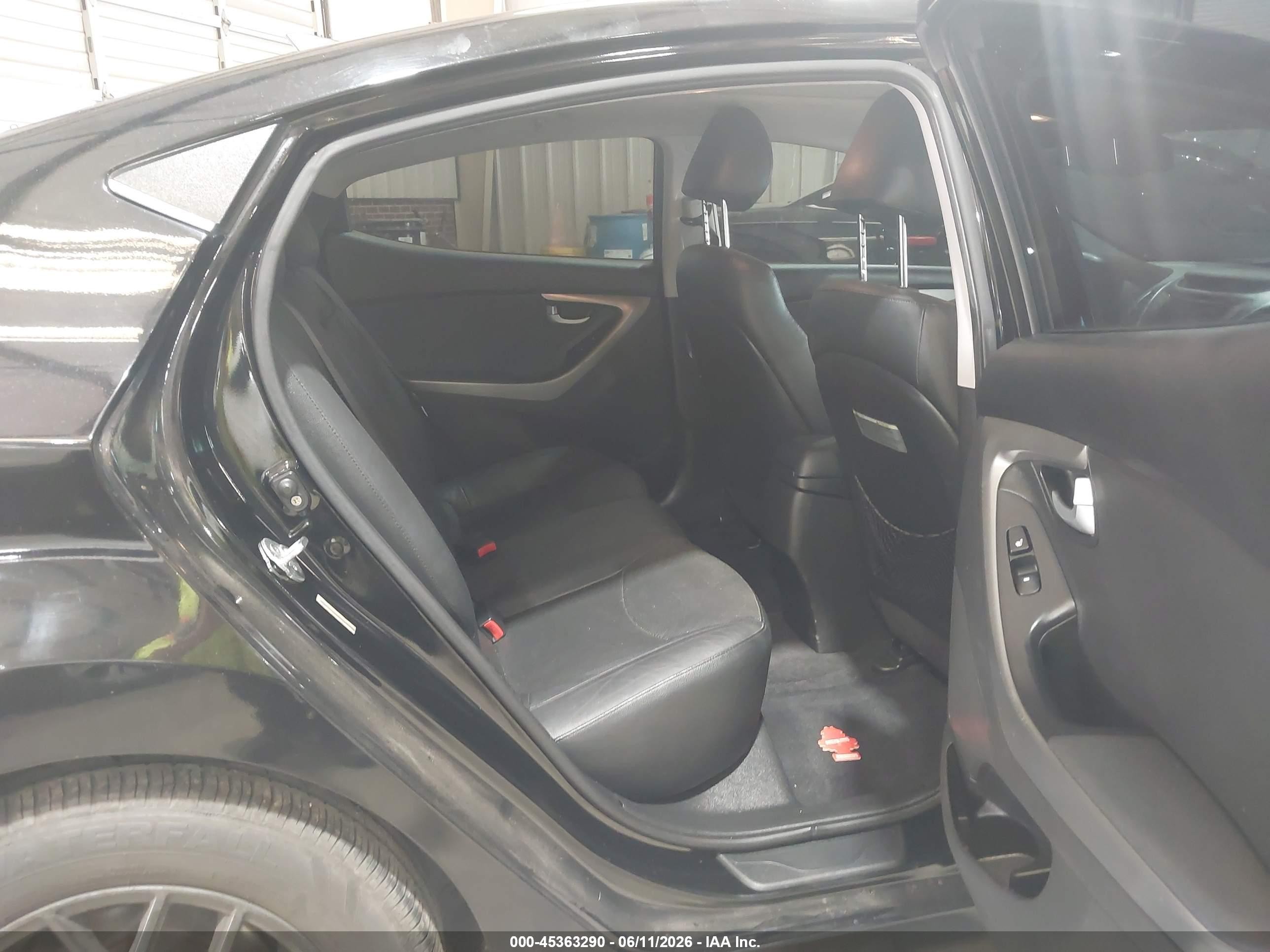 2014 Hyundai Elantra Limited Black vin: KMHDH4AEXEU202013