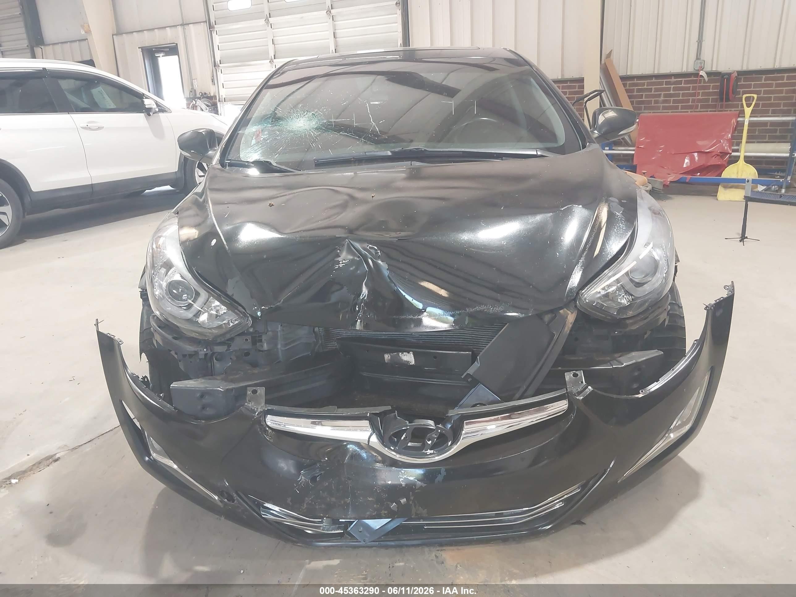 2014 Hyundai Elantra Limited Black vin: KMHDH4AEXEU202013