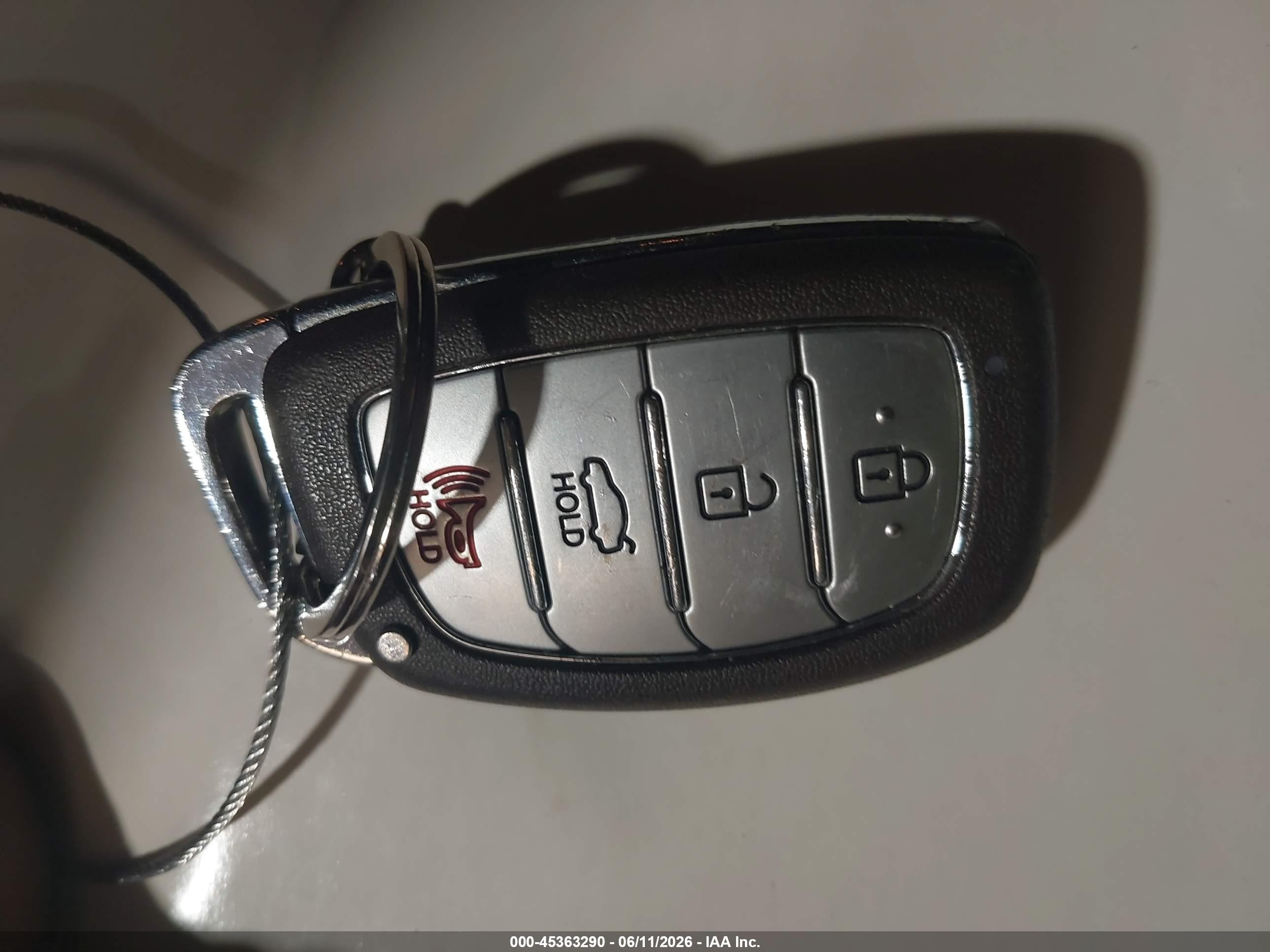 2014 Hyundai Elantra Limited Black vin: KMHDH4AEXEU202013