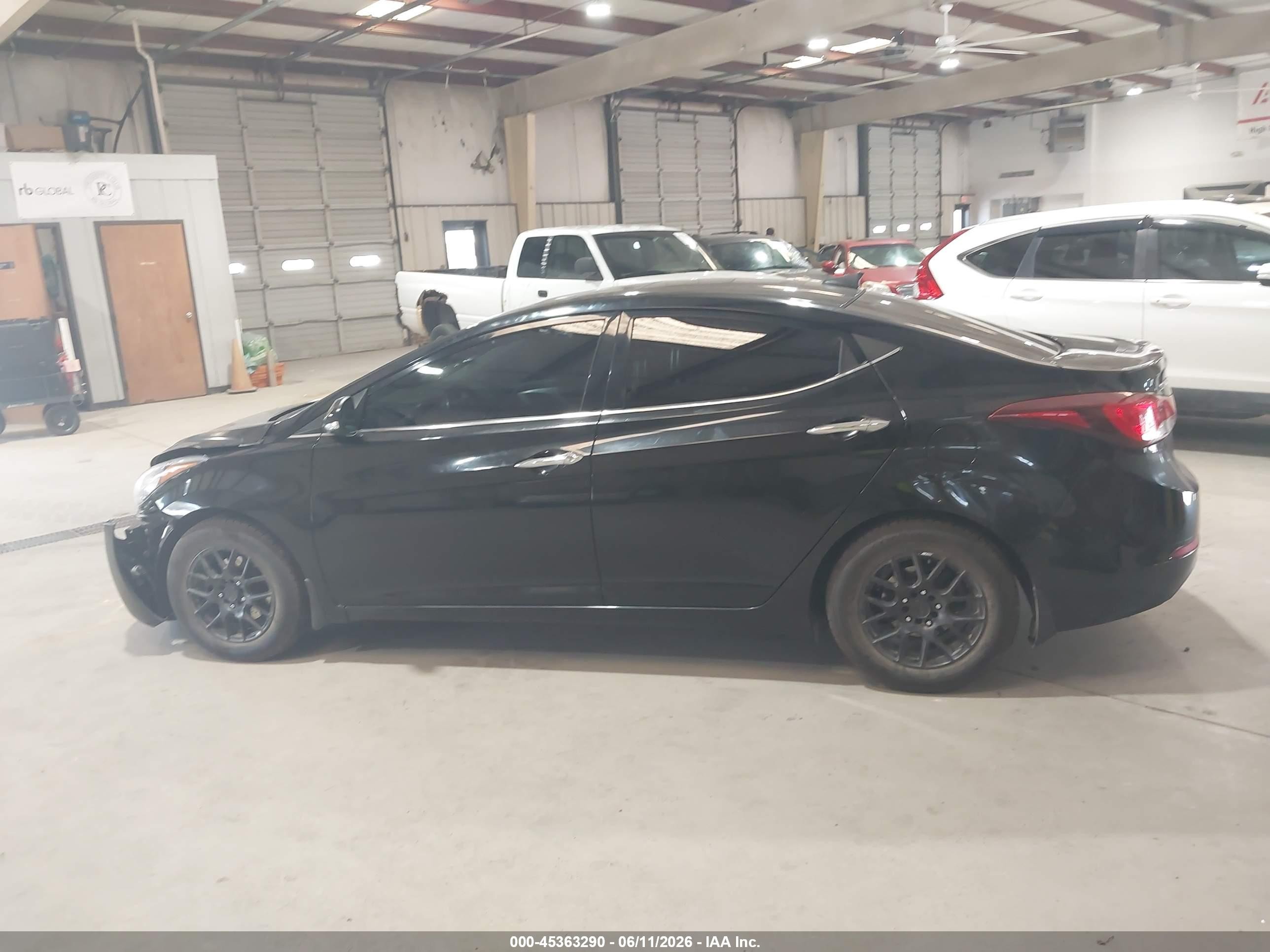 2014 Hyundai Elantra Limited Black vin: KMHDH4AEXEU202013