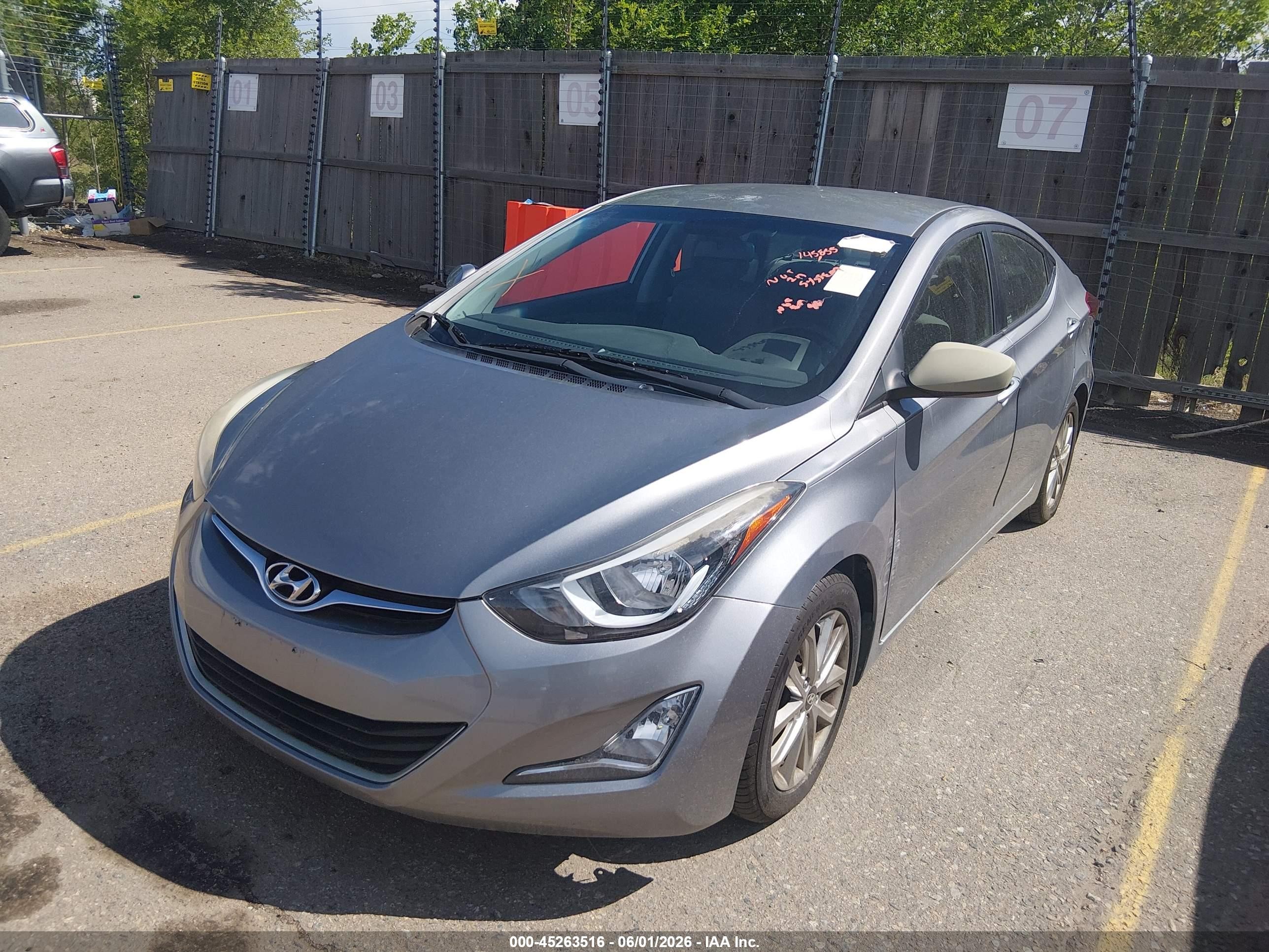 2015 Hyundai Elantra Se Silver vin: KMHDH4AEXFU222389