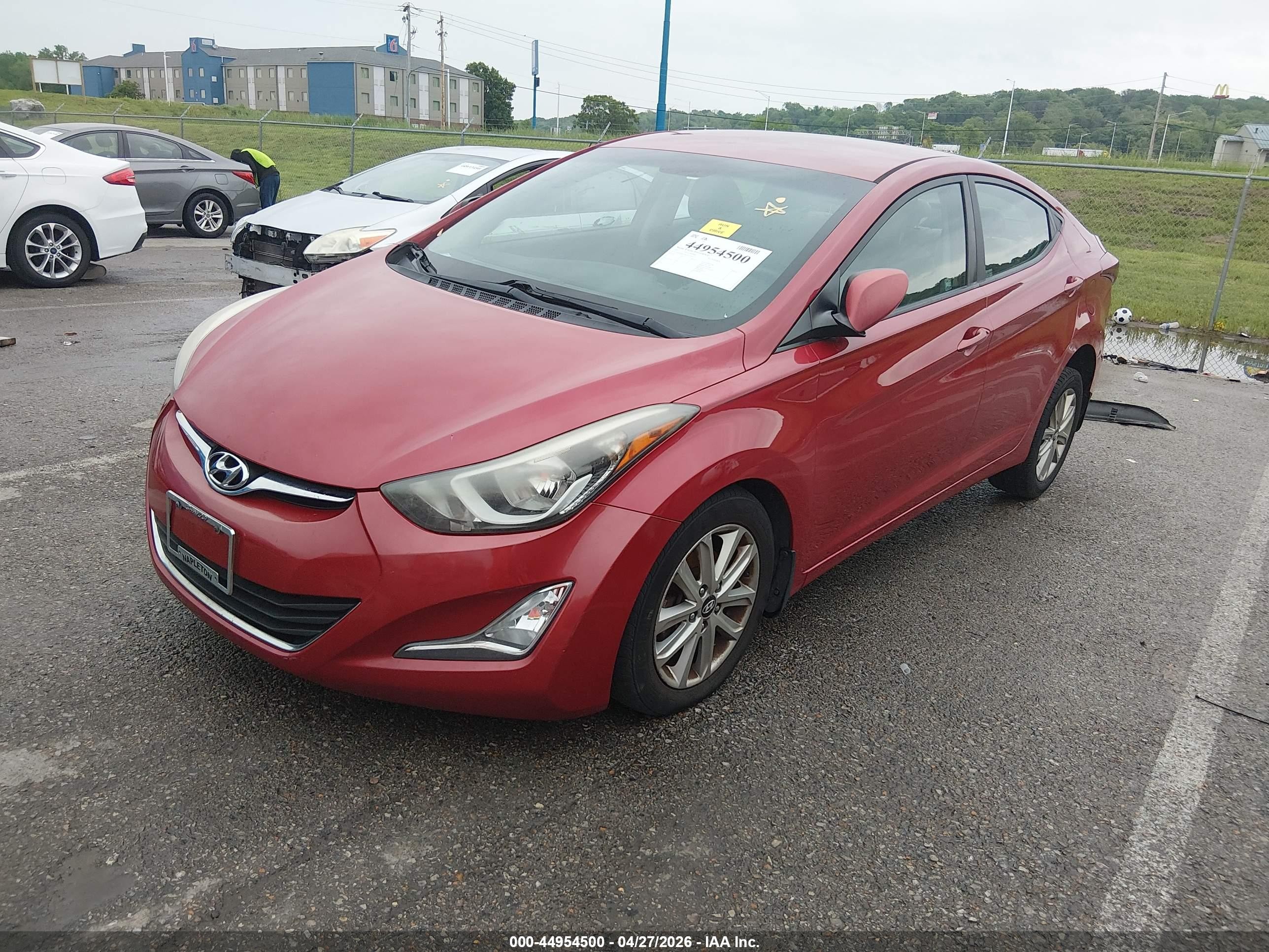 2015 Hyundai Elantra Se Burgundy vin: KMHDH4AEXFU225633