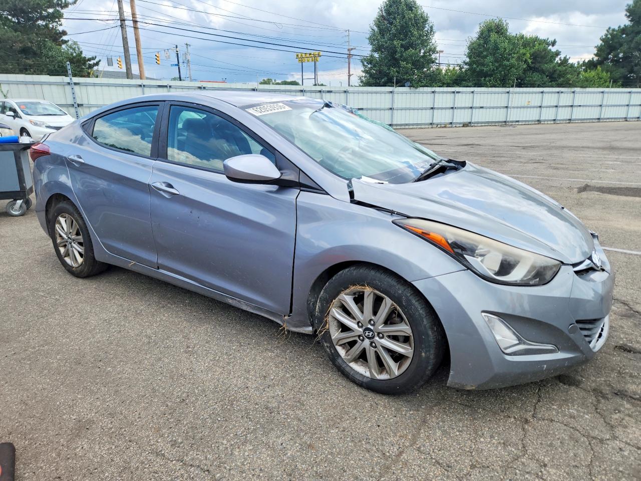 2015 Hyundai Elantra Se Silver vin: KMHDH4AEXFU252928
