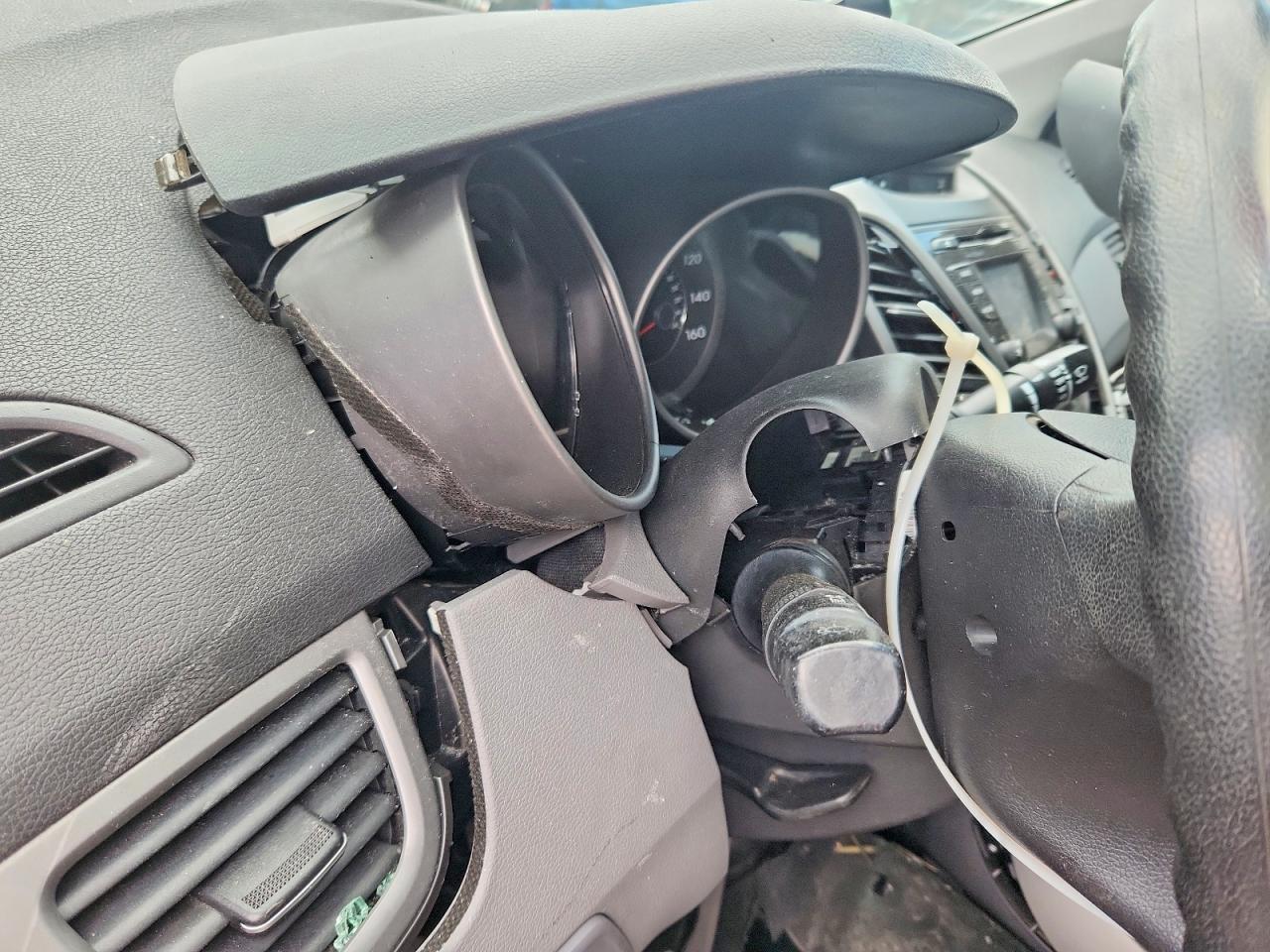 2015 Hyundai Elantra Se Silver vin: KMHDH4AEXFU252928