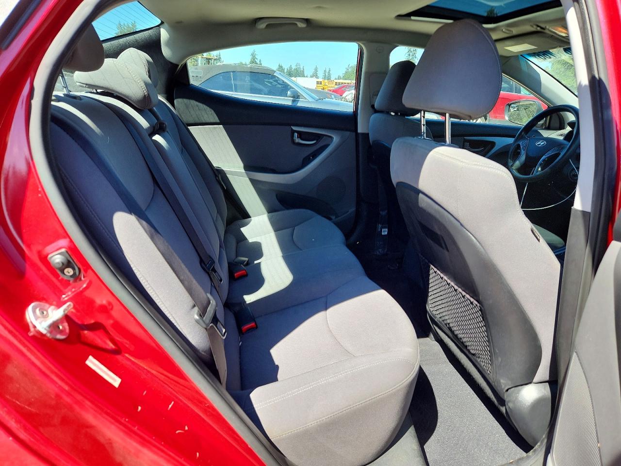 2015 Hyundai Elantra Se Red vin: KMHDH4AEXFU253335