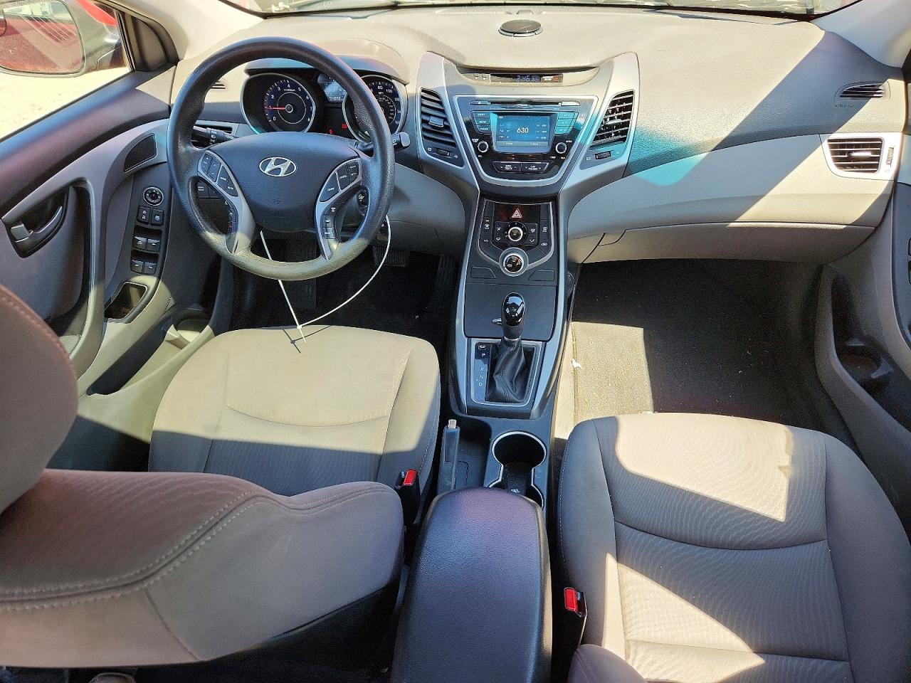 2015 Hyundai Elantra Se Red vin: KMHDH4AEXFU253335