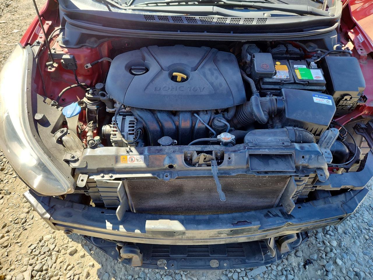 2015 Hyundai Elantra Se Red vin: KMHDH4AEXFU253335