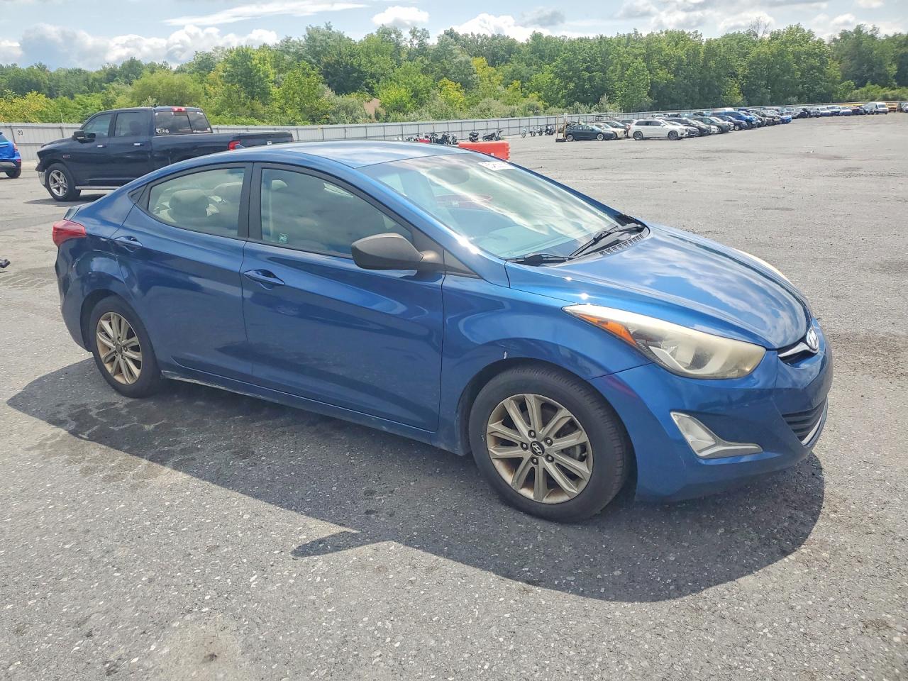2015 Hyundai Elantra Se Blue vin: KMHDH4AEXFU281362