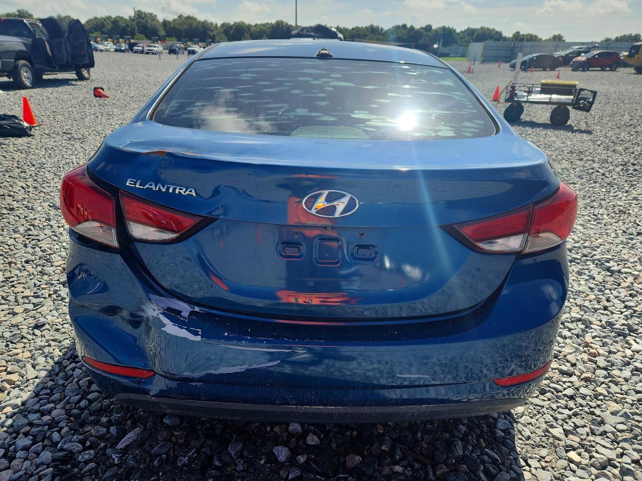 2015 Hyundai Elantra Se Blue vin: KMHDH4AEXFU300430