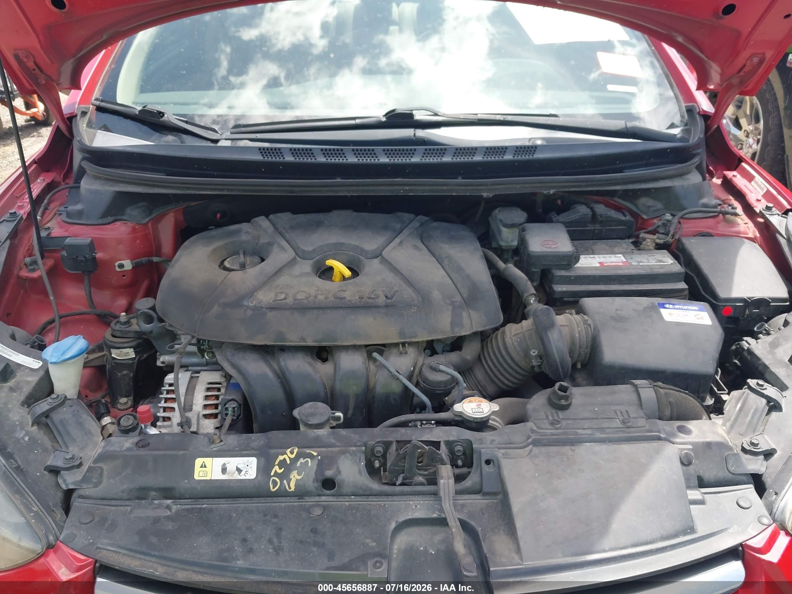 2015 Hyundai Elantra Limited Red vin: KMHDH4AEXFU304123