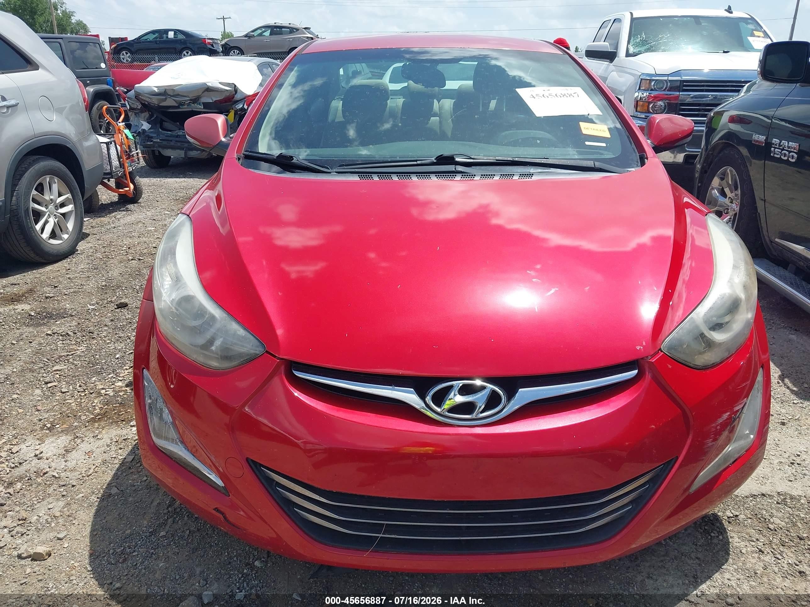 2015 Hyundai Elantra Limited Red vin: KMHDH4AEXFU304123