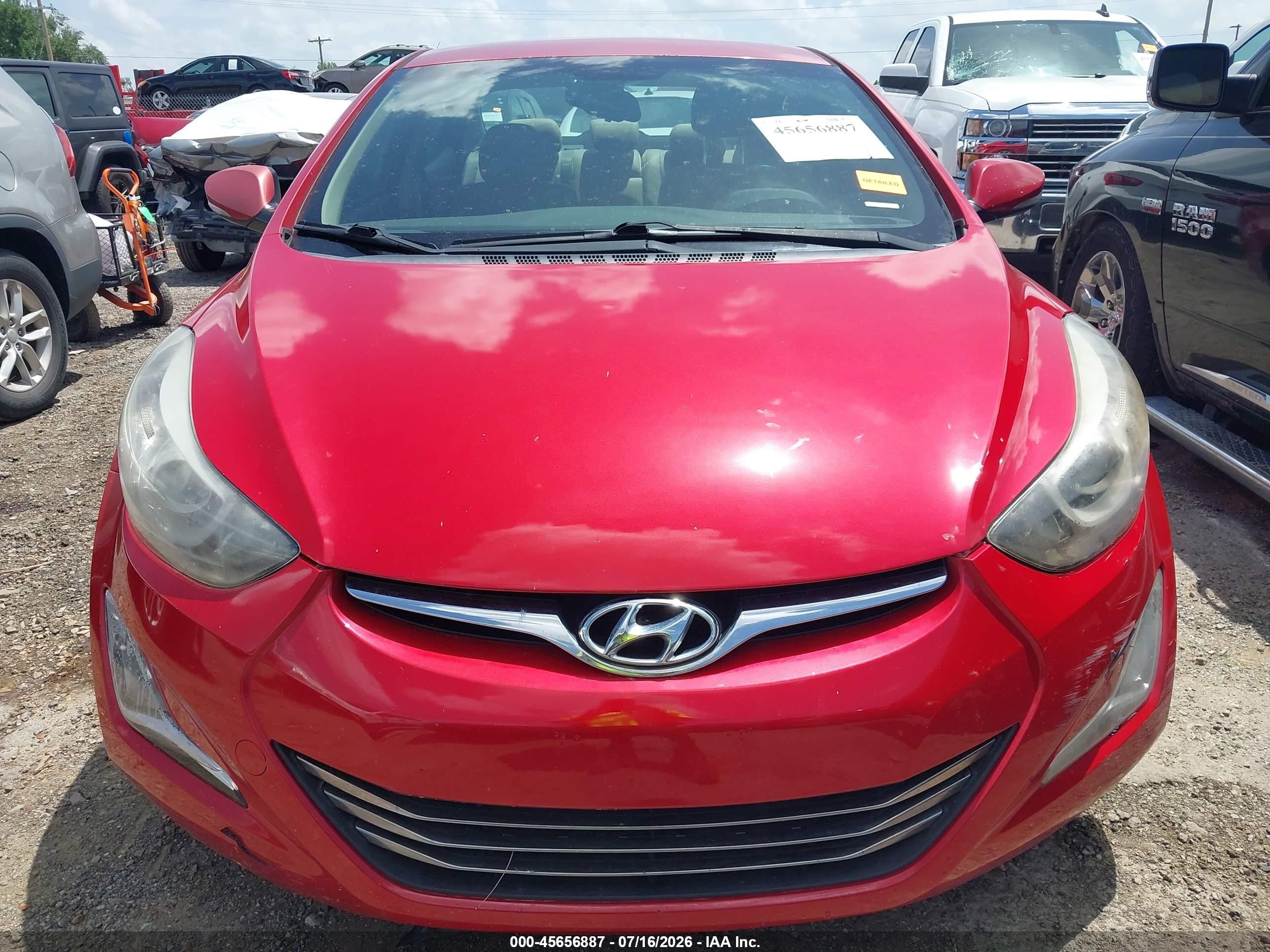 2015 Hyundai Elantra Limited Red vin: KMHDH4AEXFU304123