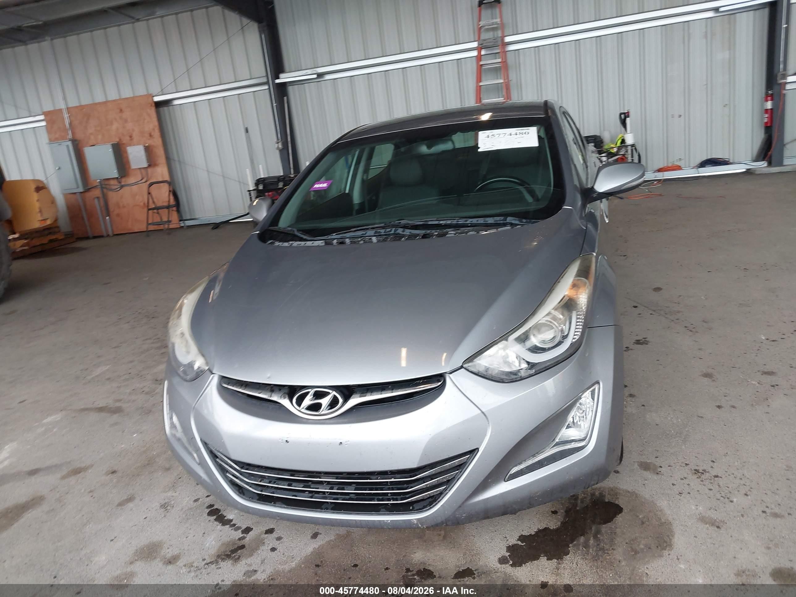 2015 Hyundai Elantra Limited Silver vin: KMHDH4AEXFU327515