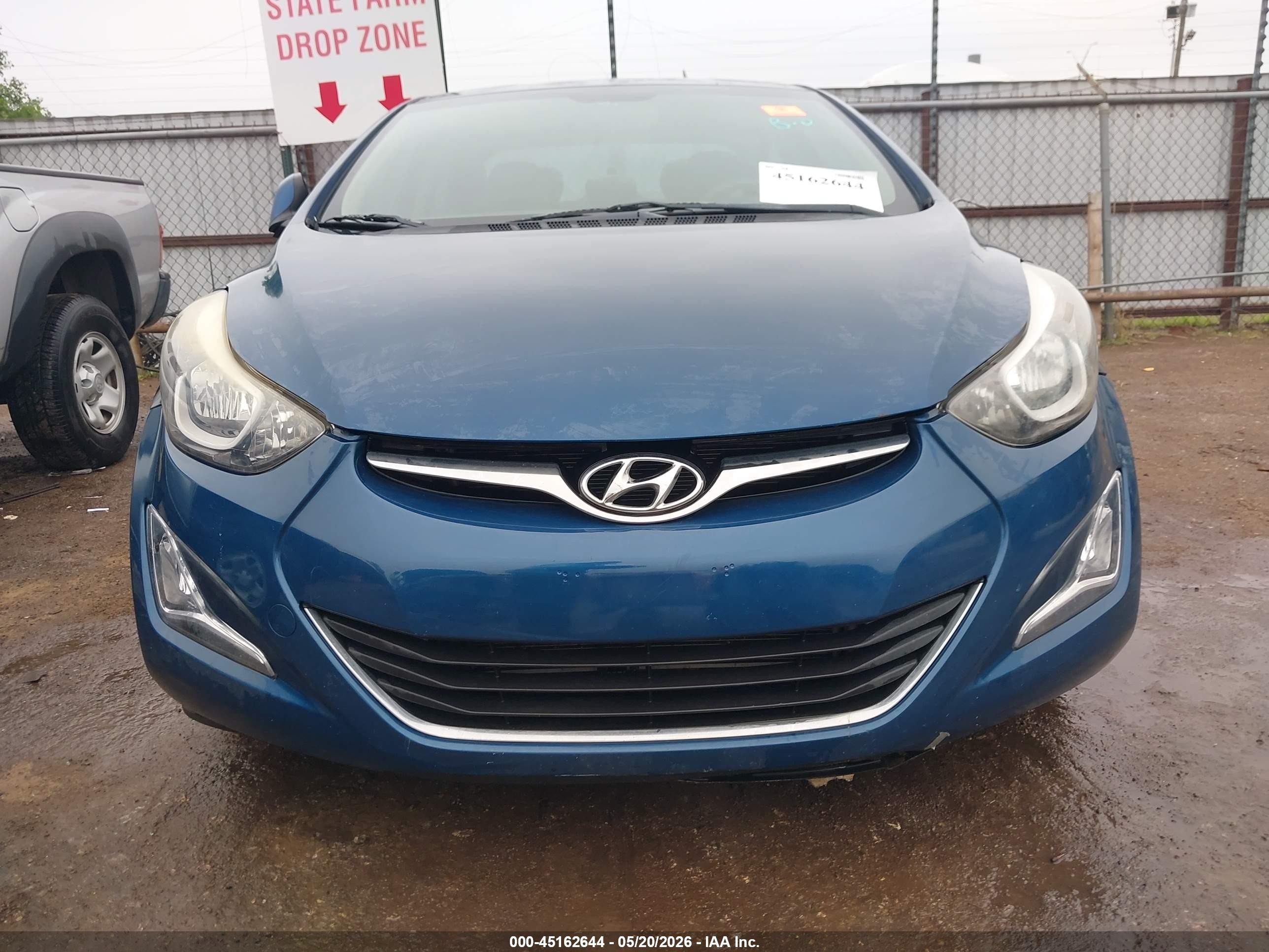 2015 Hyundai Elantra Se Blue vin: KMHDH4AEXFU331094