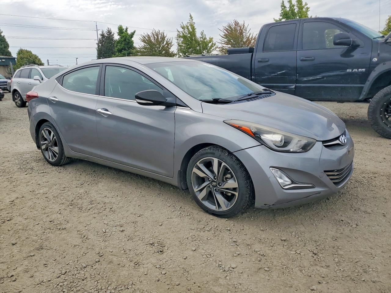 2015 Hyundai Elantra Limited Silver vin: KMHDH4AEXFU344458