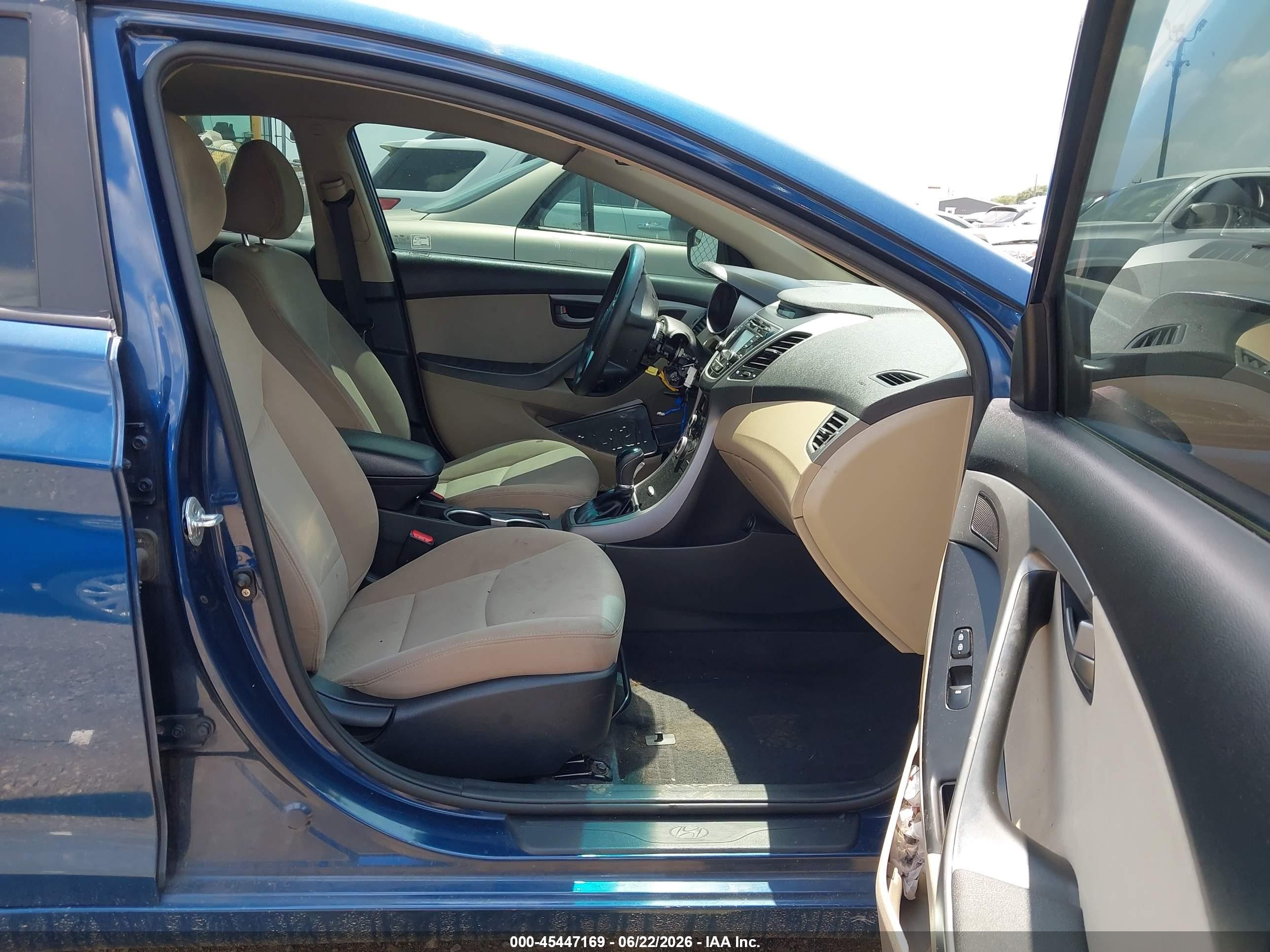 2015 Hyundai Elantra Se Blue vin: KMHDH4AEXFU358148