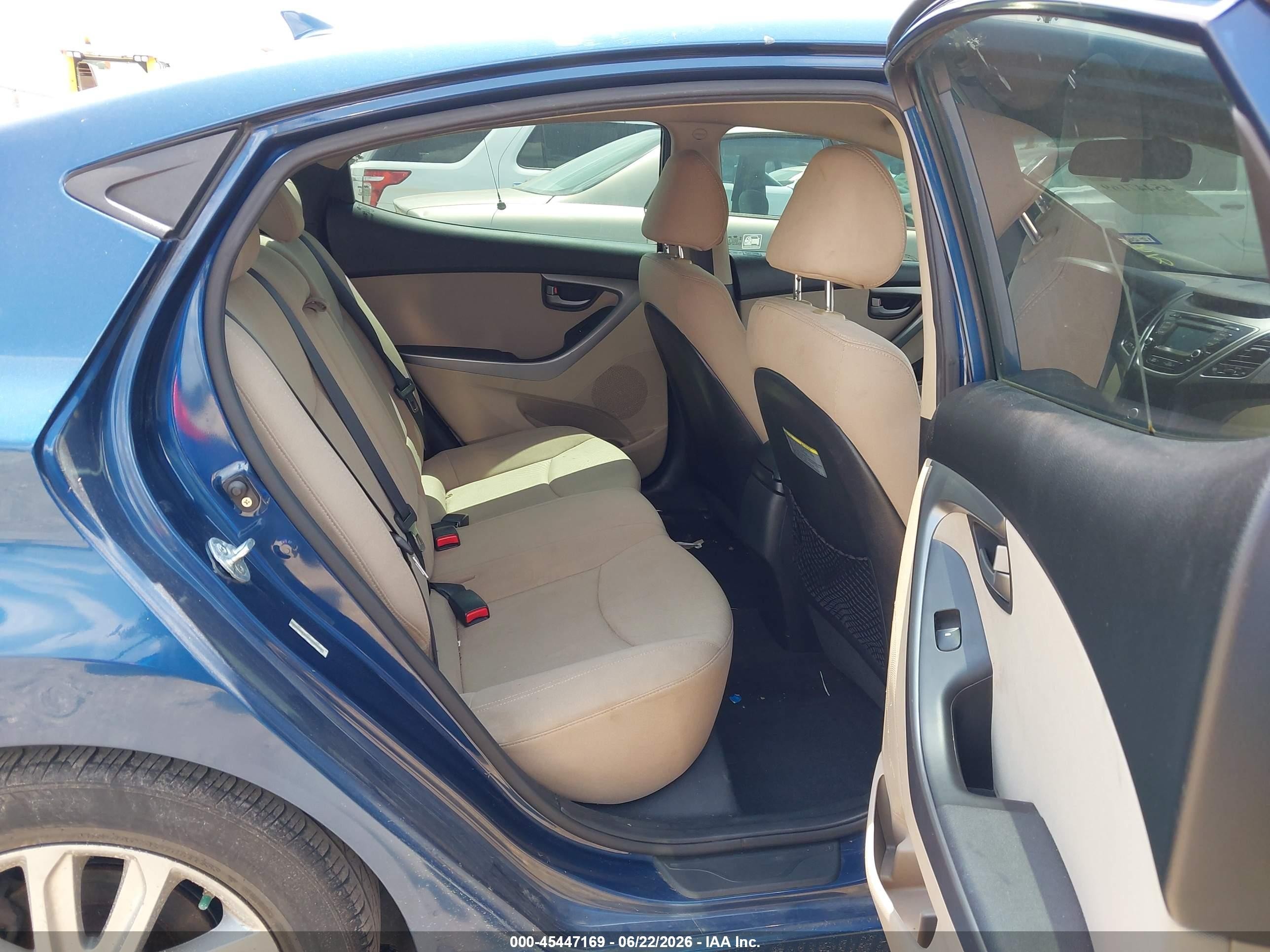 2015 Hyundai Elantra Se Blue vin: KMHDH4AEXFU358148