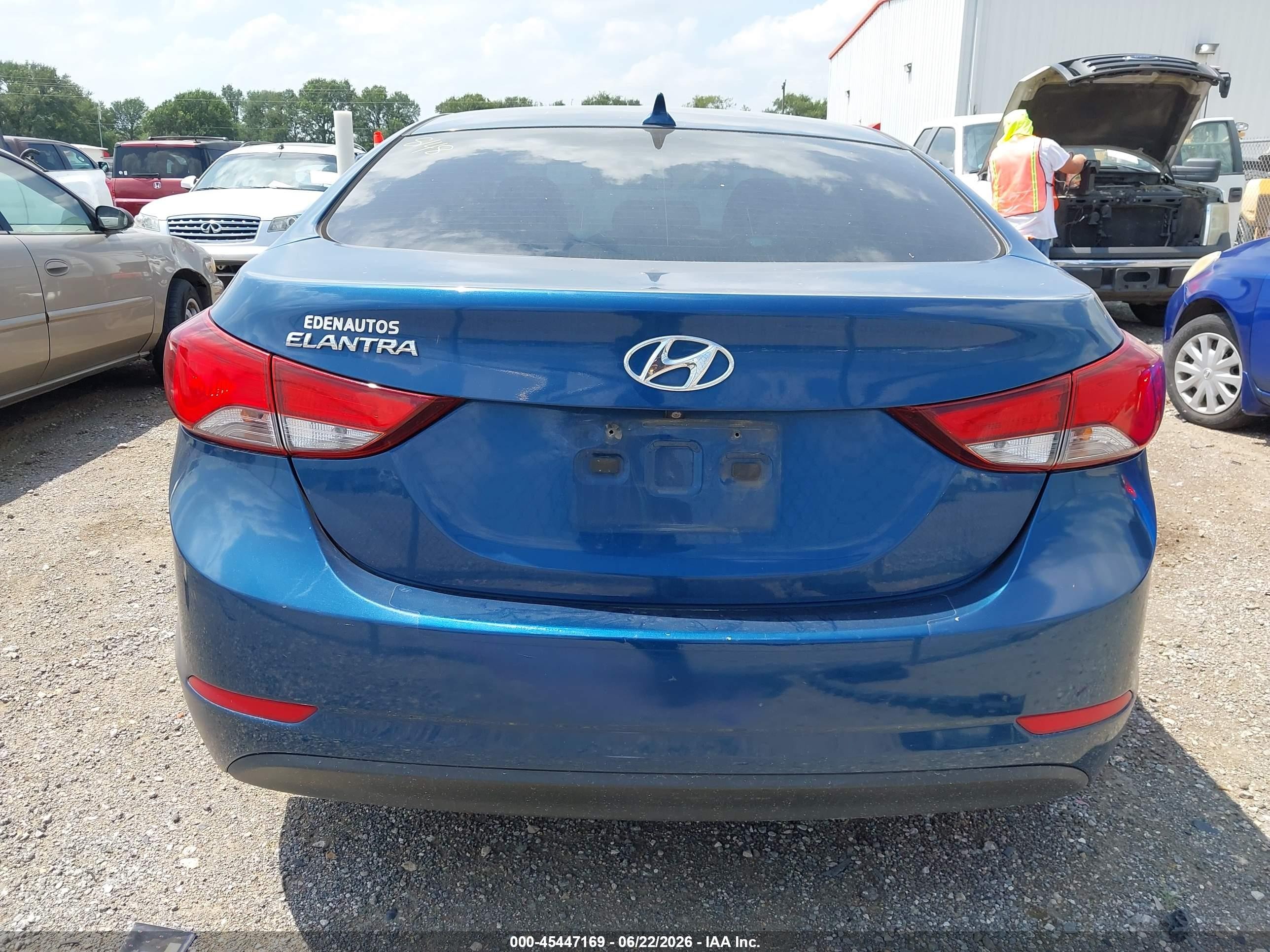 2015 Hyundai Elantra Se Blue vin: KMHDH4AEXFU358148